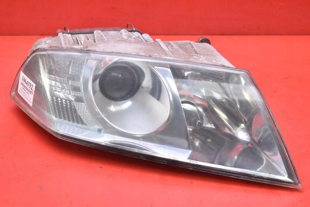 REFLEKTOR right light front XENON lens EU SKODA OCTAVIA 2 II 04-08