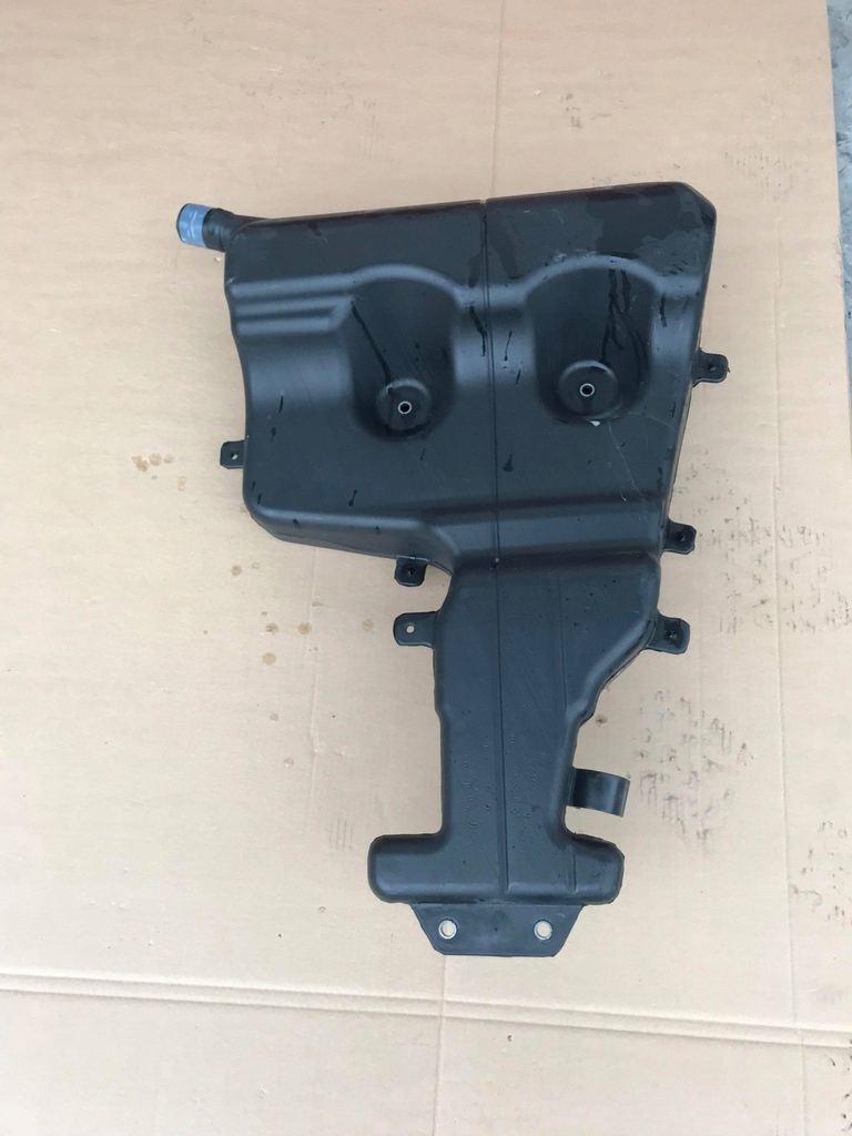 БАЧОК ОМЫВАТЕЛЯ DAF XF 106