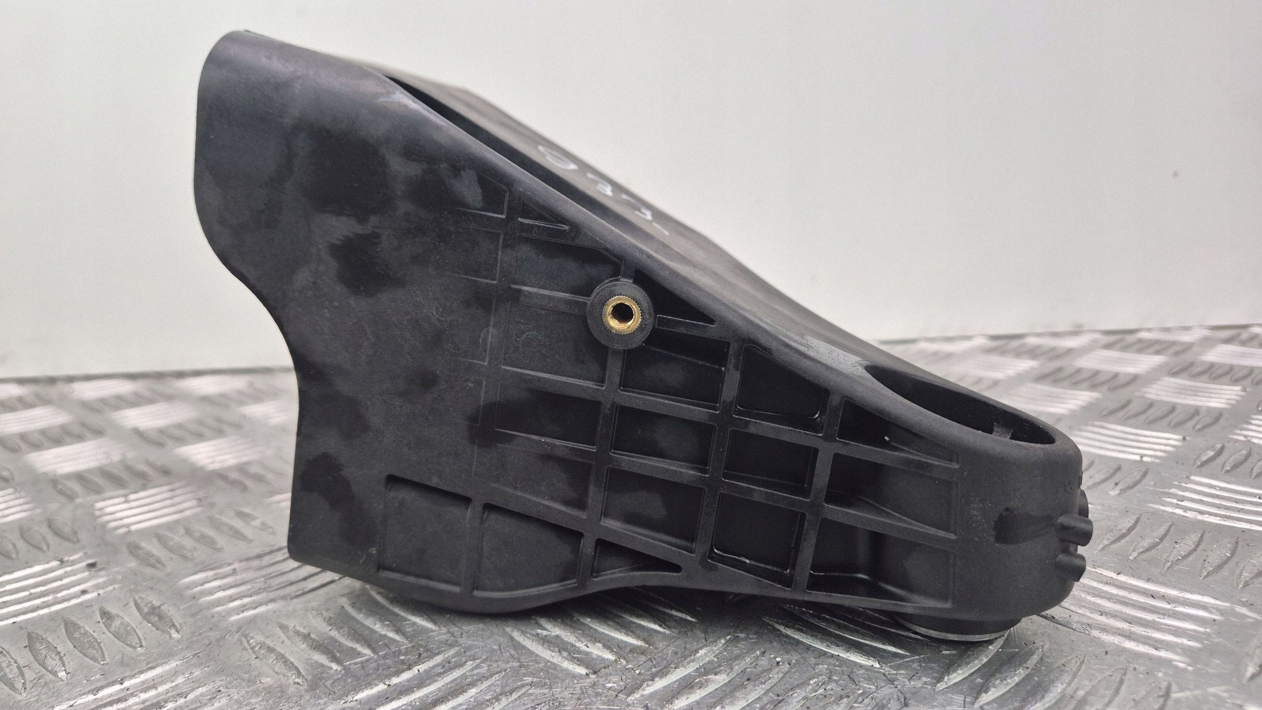 engine mount Mercedes E200d W213 654.920 A6542230100