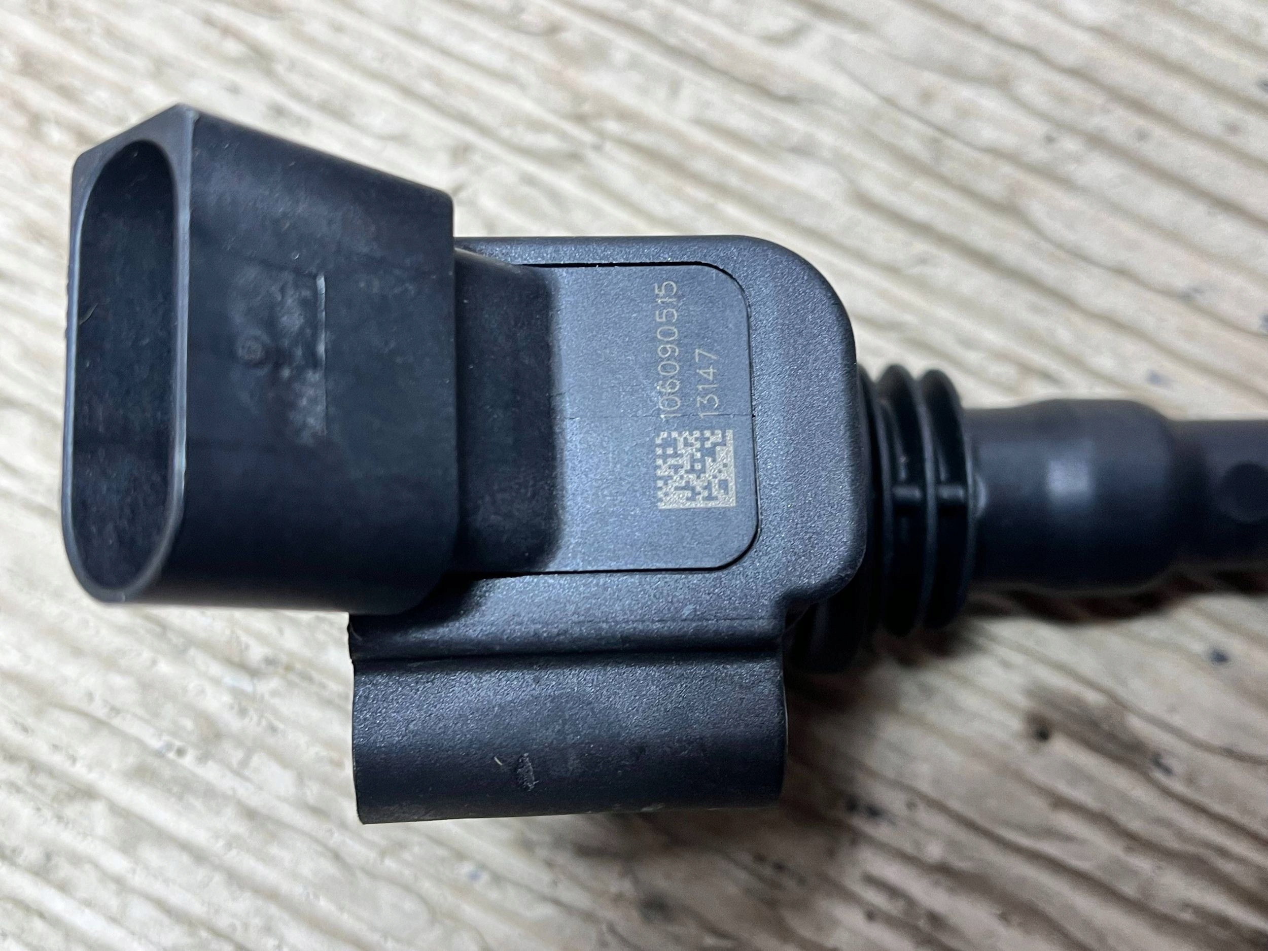 coil ignition Audi A3 S3 8V 04E905110E