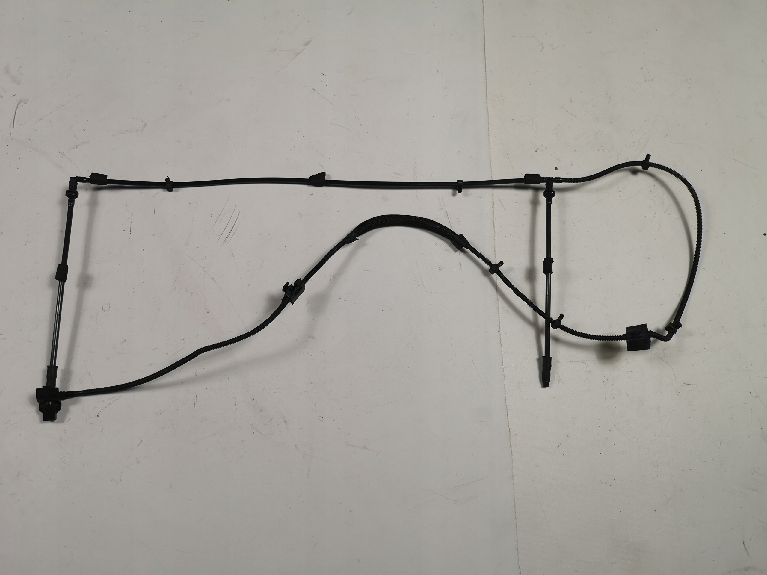 Омивачі капота Ford Explorer 2020-