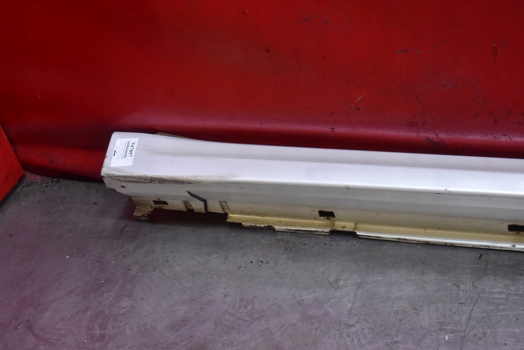 cap threshold right 37J SUBARU LEGACY 5 V KOMBI 09-13