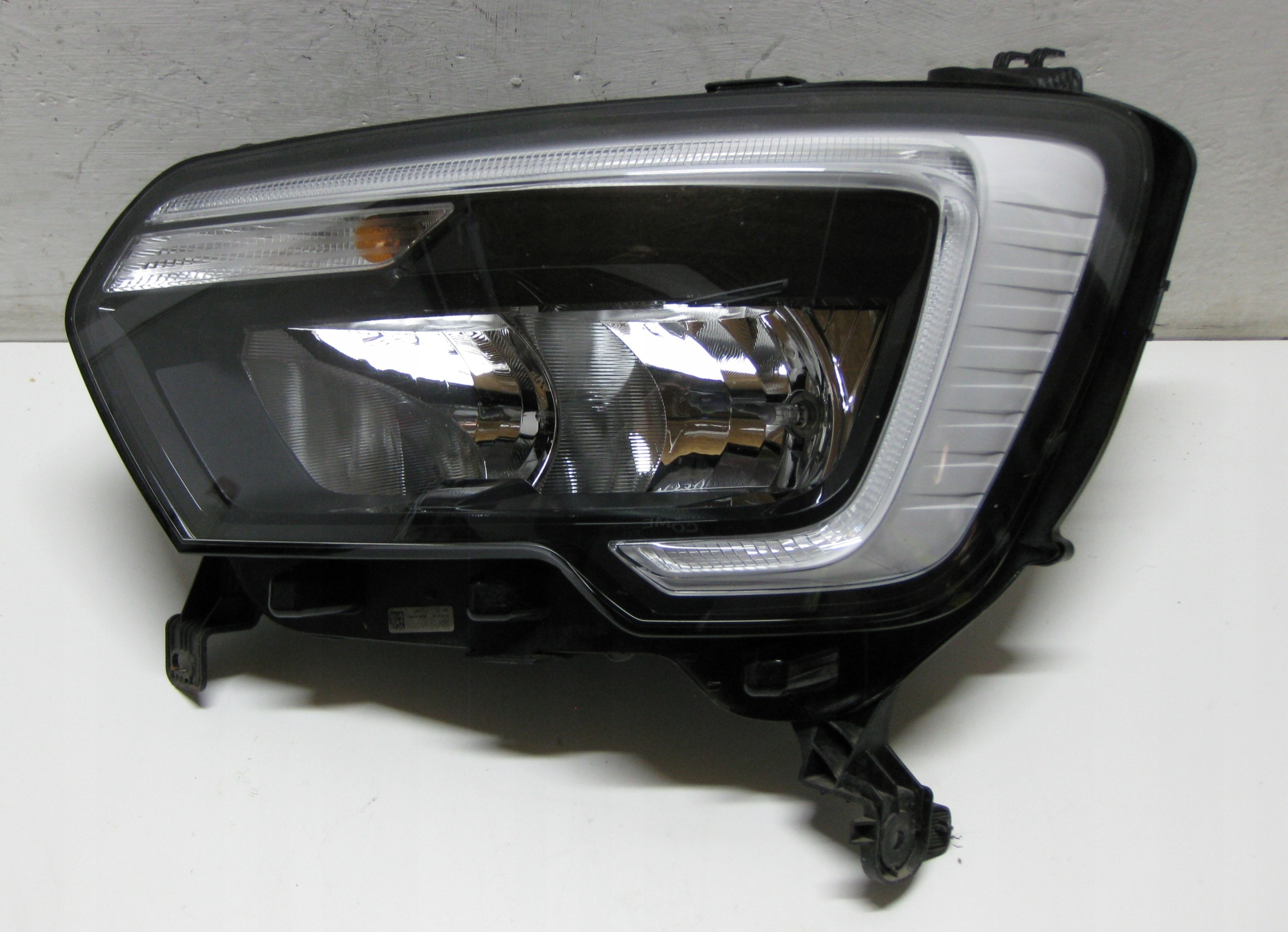 RENAULT MASTER III LIFT light left front 260607867R EUROPA