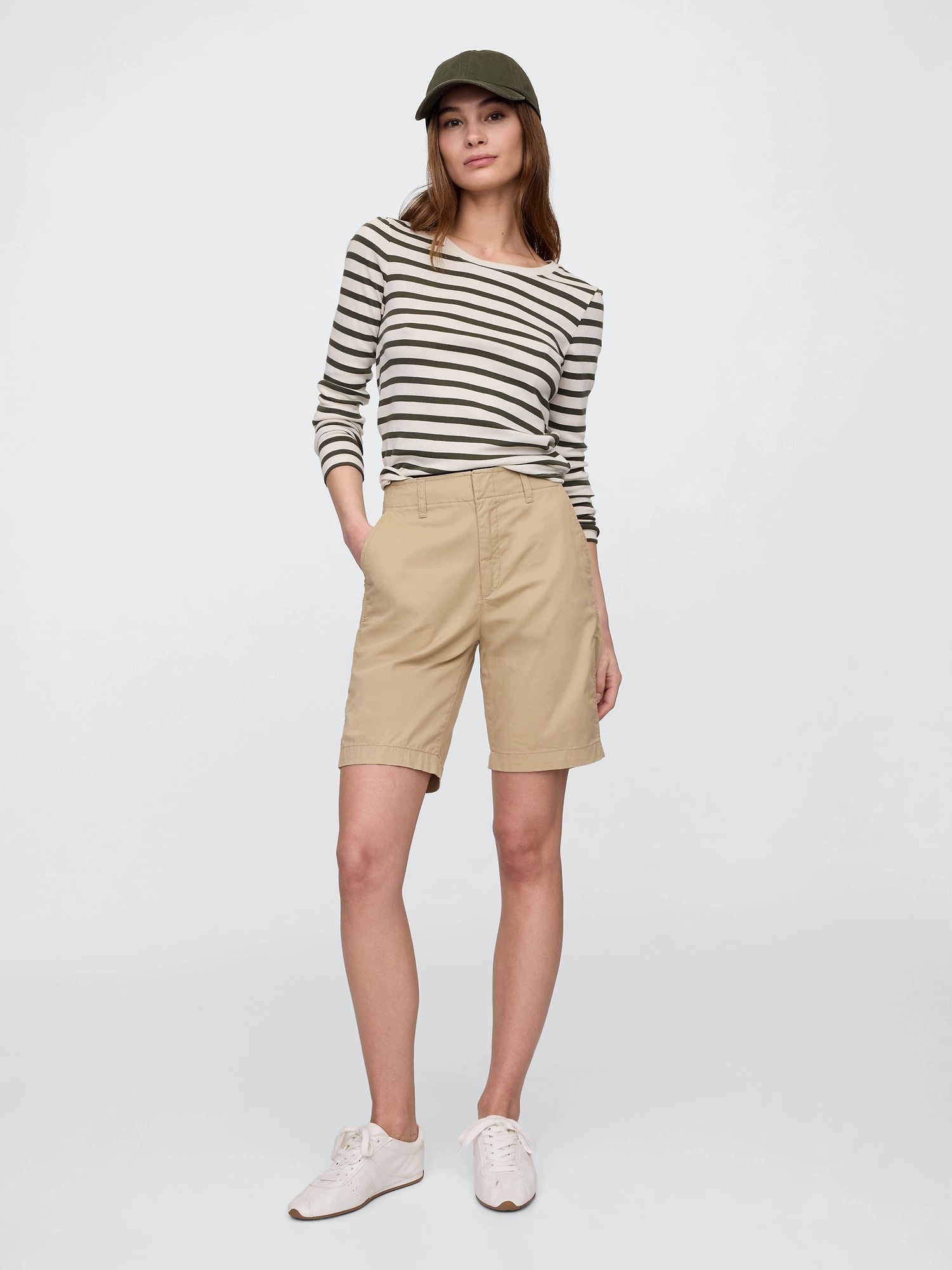 Gap Bermuda kraťasy Downtown khaki
