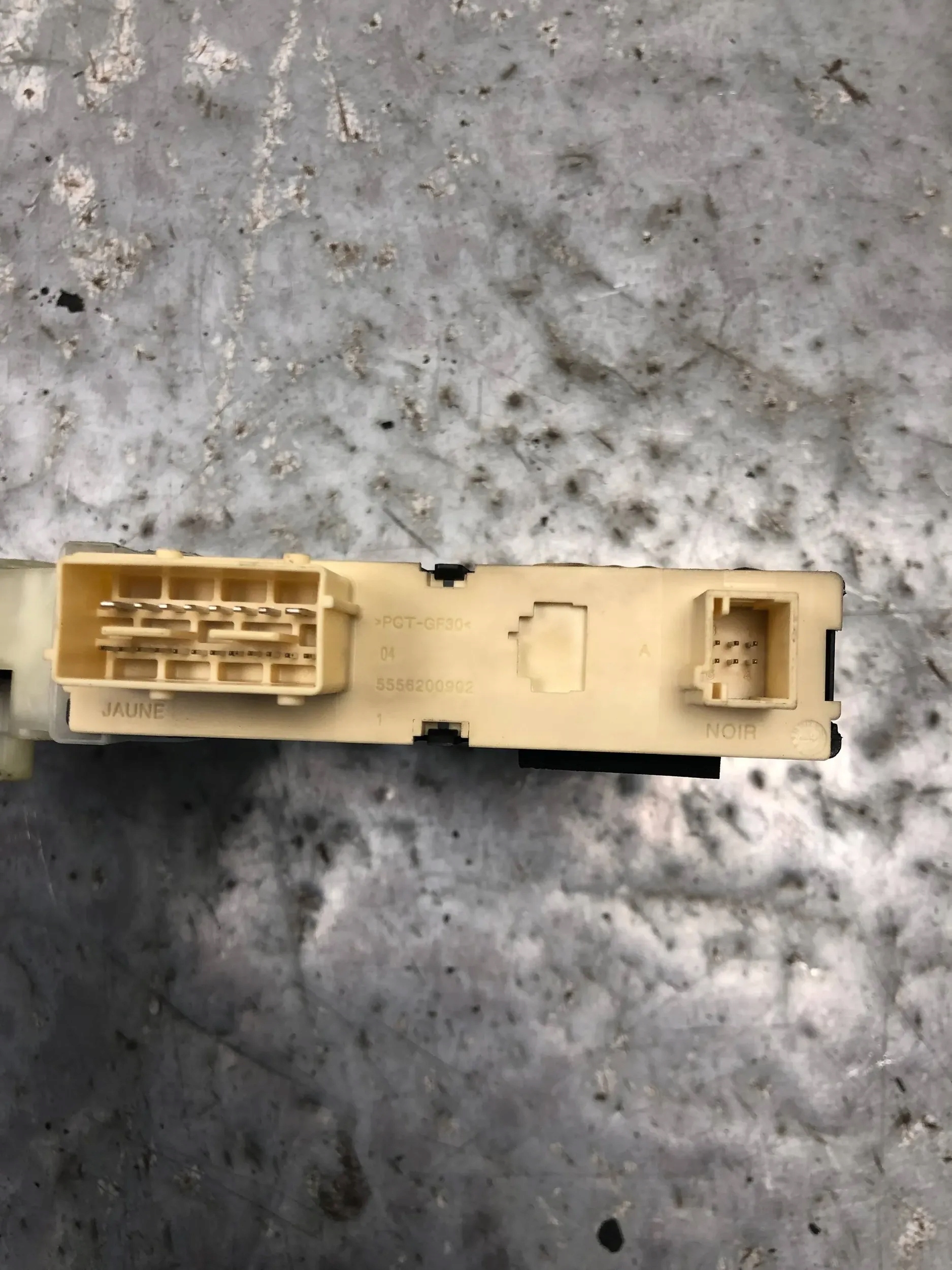 mini motor windows right front CITROEN C4 and 3D 9681576780