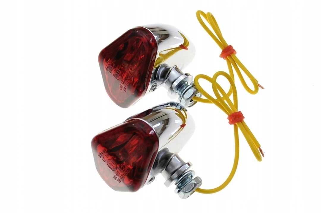 

Lampy Lampa Czerwone Romby Metalowe Trajka Weteran