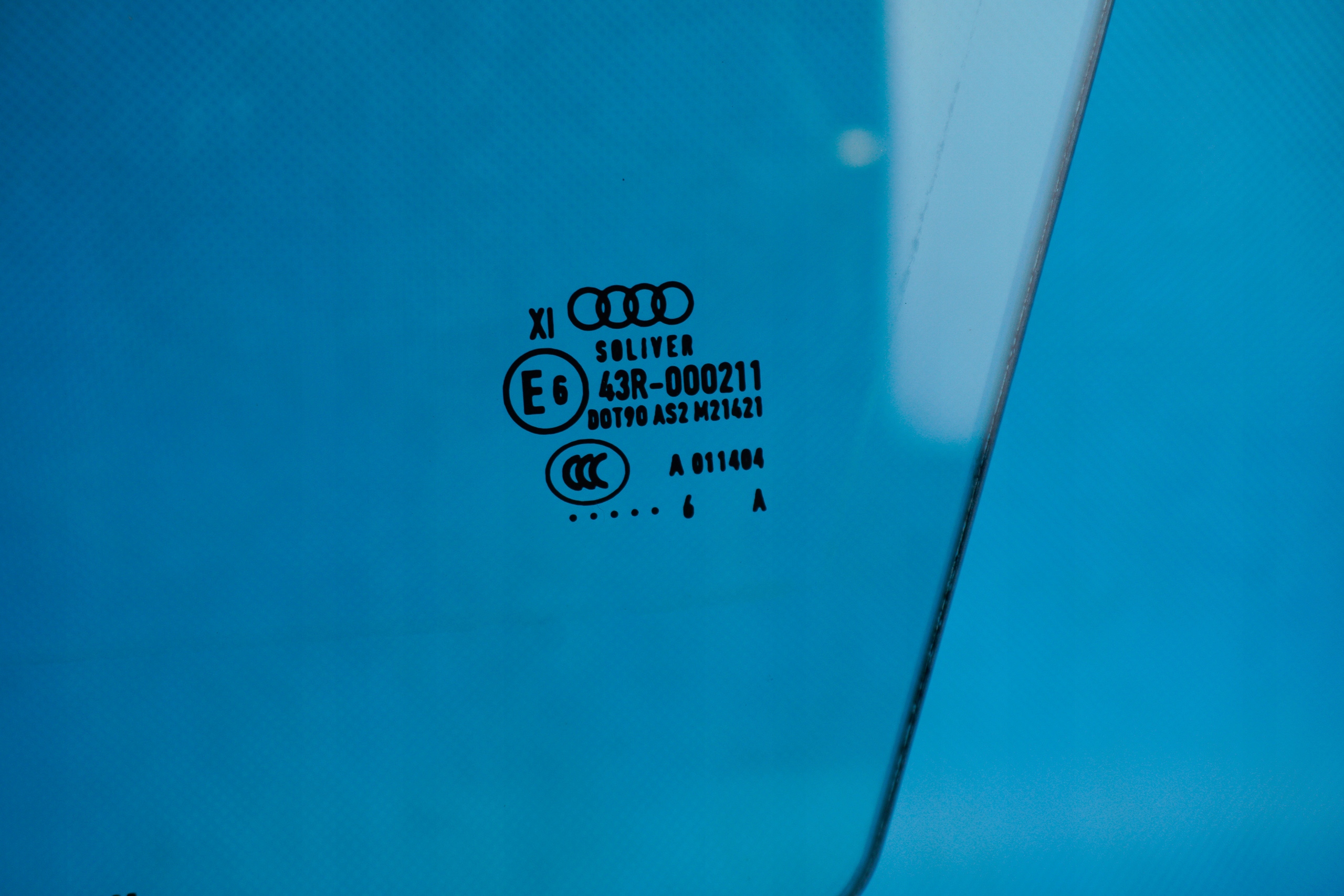 windscreen door front left Audi A8 S8 4H 4H0845021E