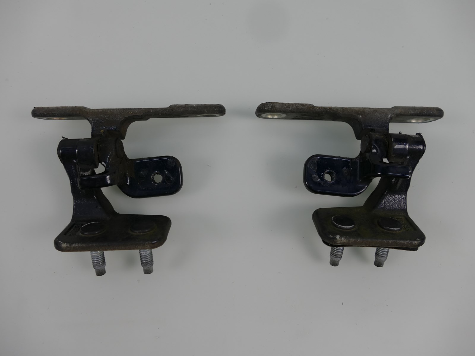 RANGE ROVER SPORT L320 hinges bonnet rear part LRC796