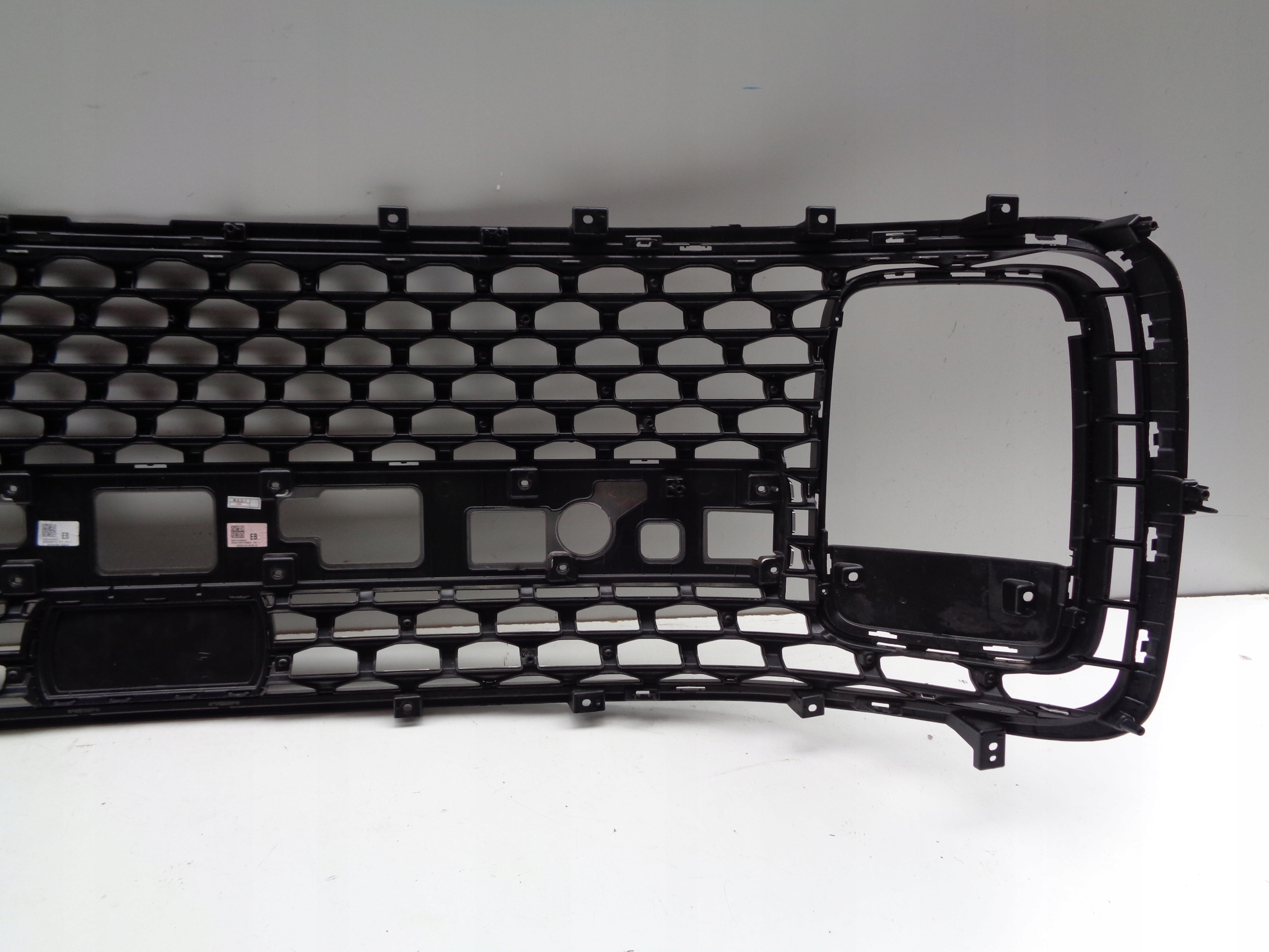 front PREKLADgrill grid HYUNDAI STARIA 23