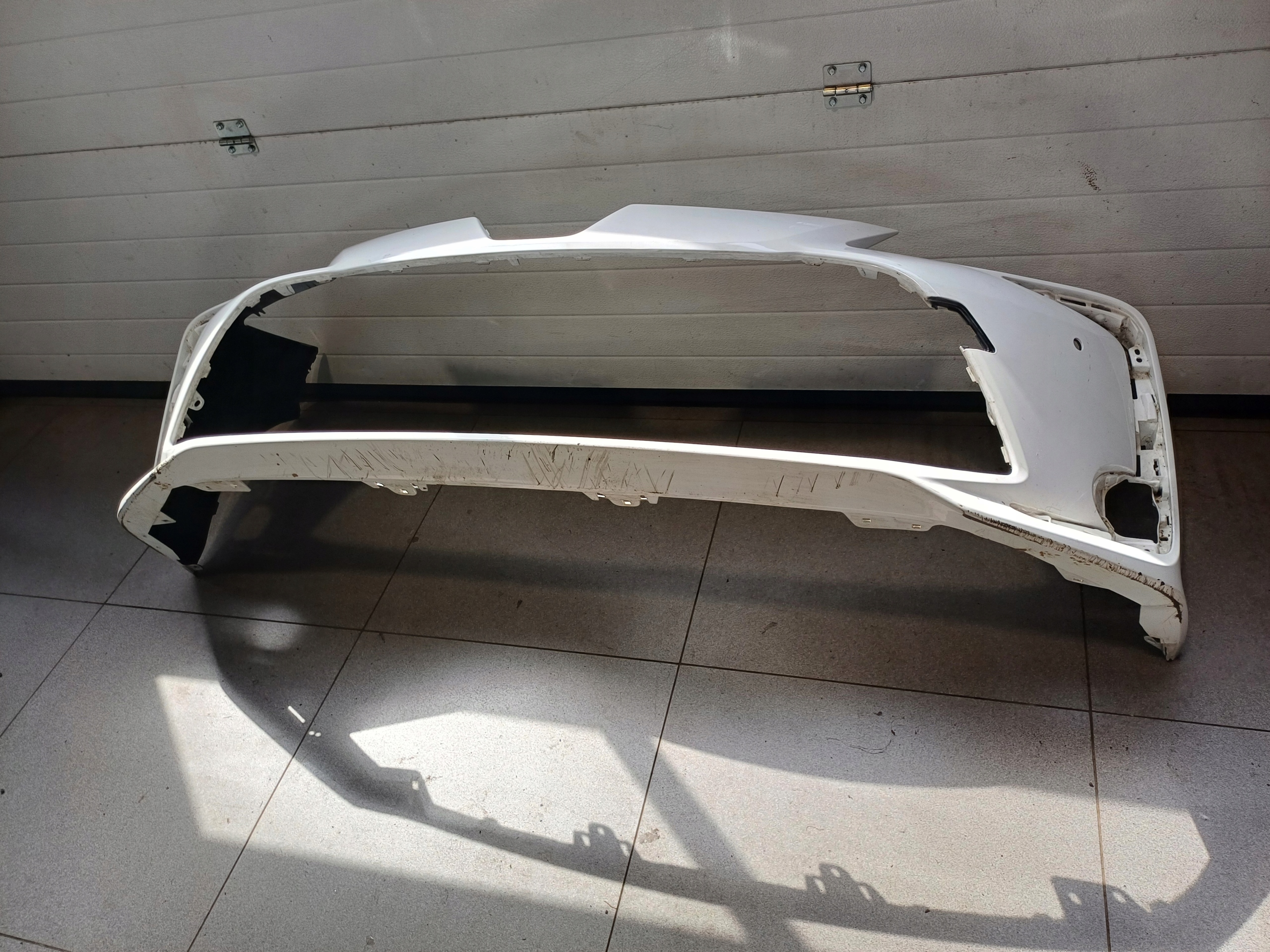 bumper front front TOYOTA COROLLA E21 2 X PDC 52119-02Q10