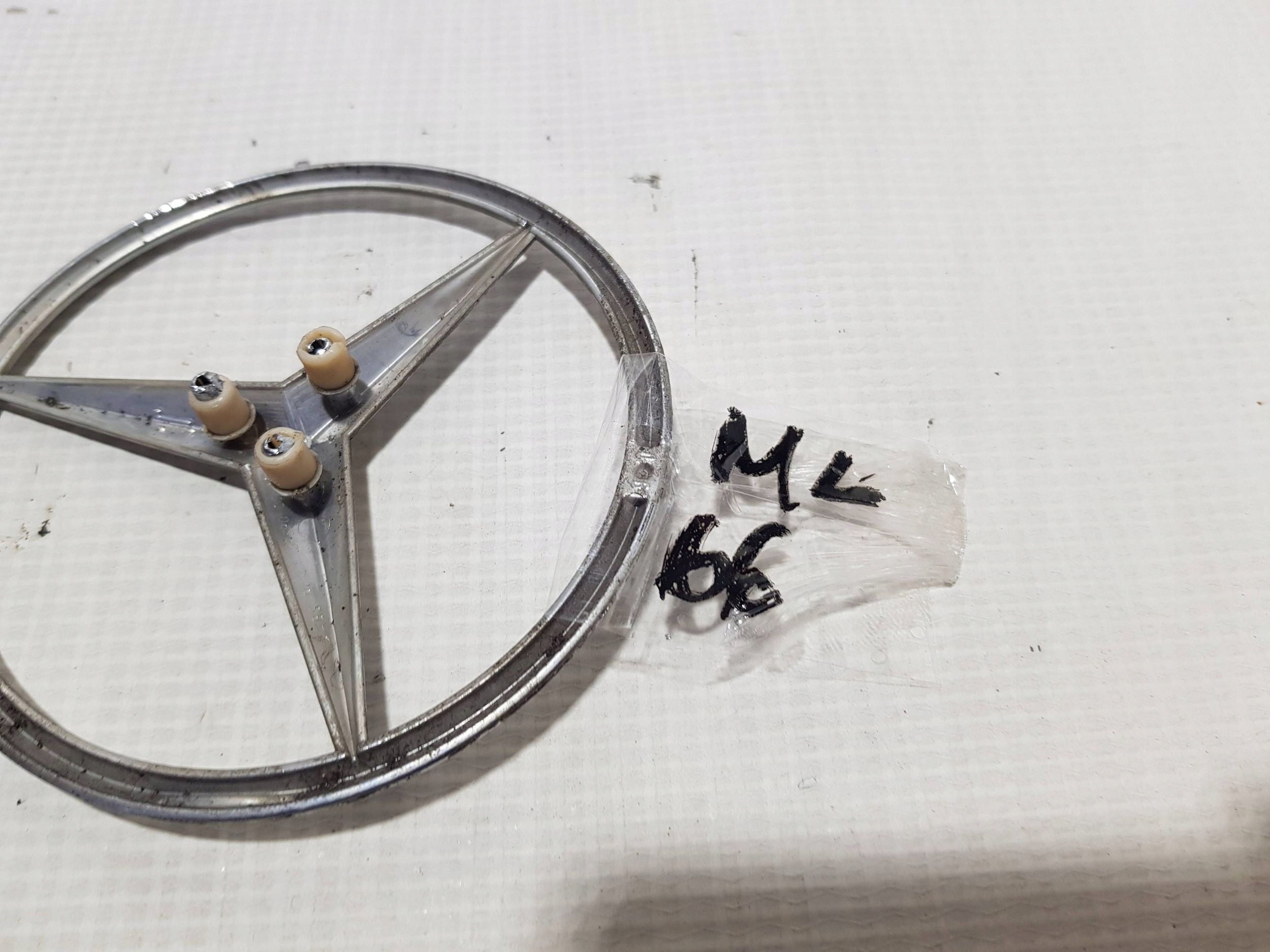 EMBLEMAT logo bonnet MERCEDES ML W164 GL X164