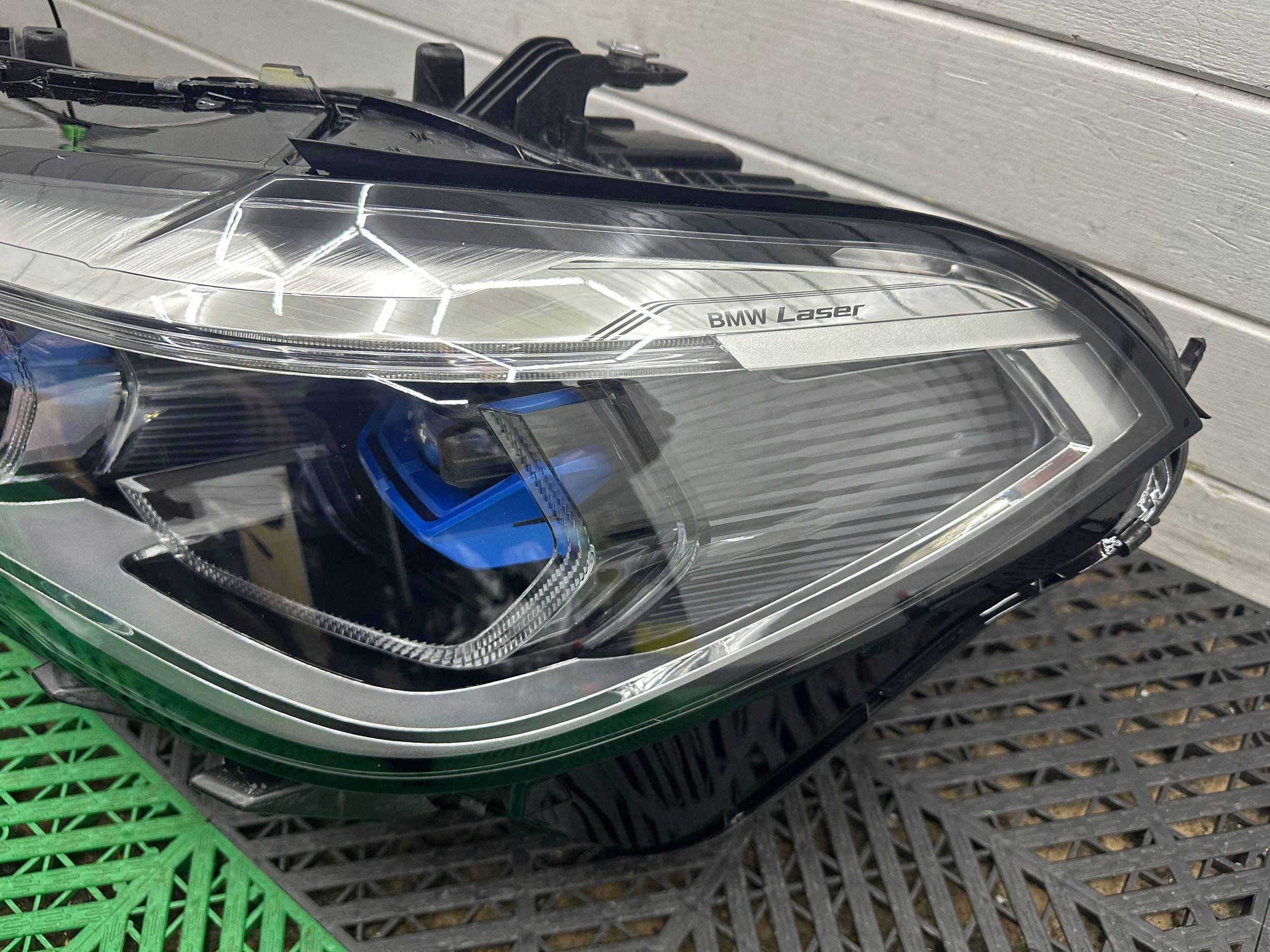 light front side left BMW X5 G05 X6 G06 LASER 9481789