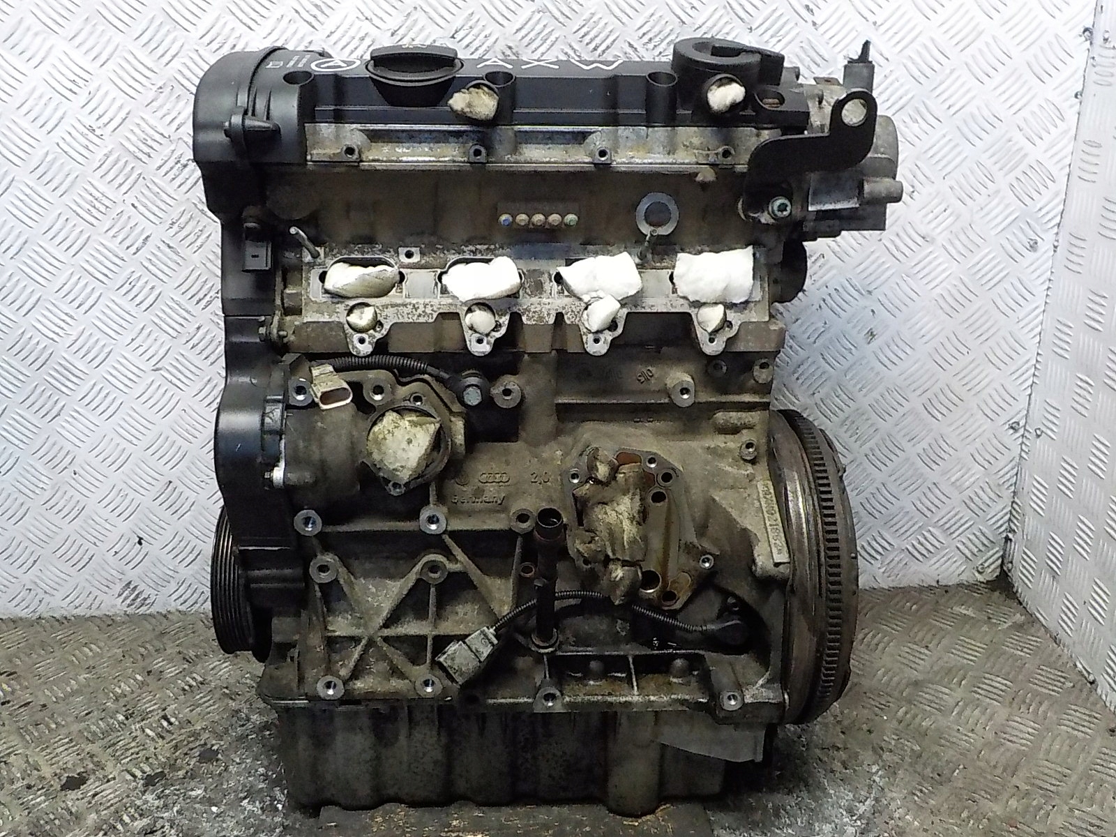 AUDI A3 II 8P VW GOLF TOURAN engine 2.0 FSI AXW