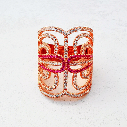 Fenomenální stříbrný prstýnek s kubickými zirkony