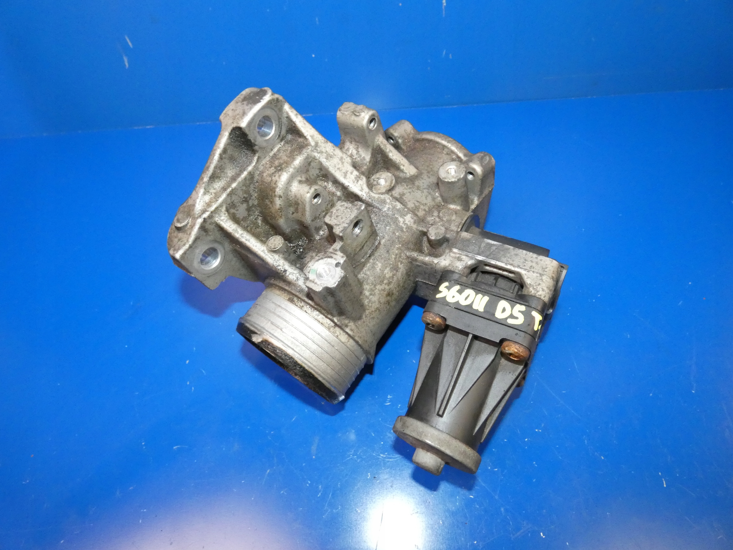 505906010 - VOLVO S60 II V60 XC60 2.4 D5 2.0 D3 клапан рециркуляции отработавших газов