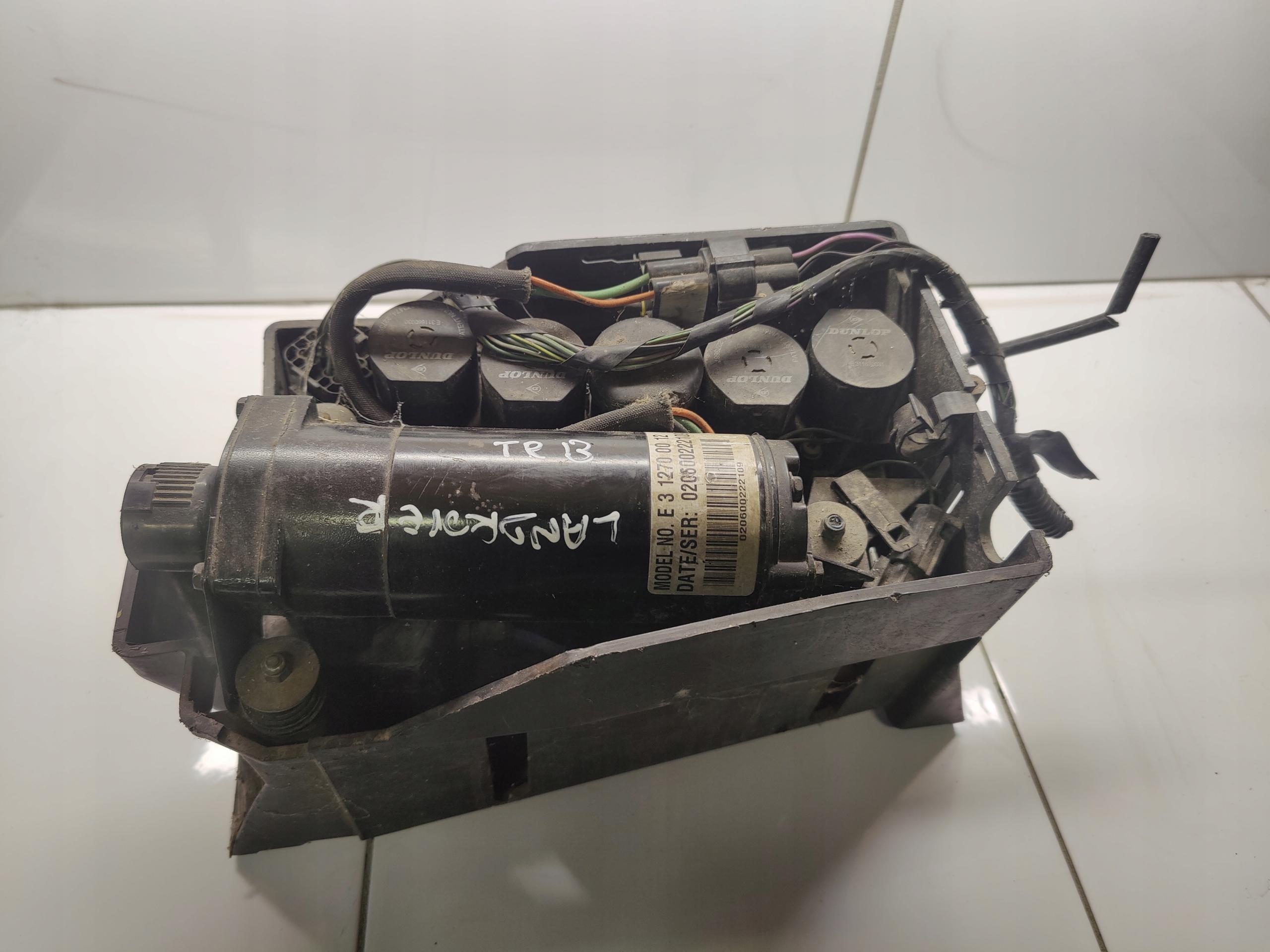RANGE ROVER P38 KOMPRESOR Pumpe Achsträgers E312700012