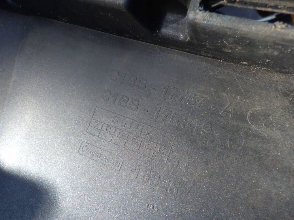 FORD FIESTA MK7 LIFT 12- front bumper