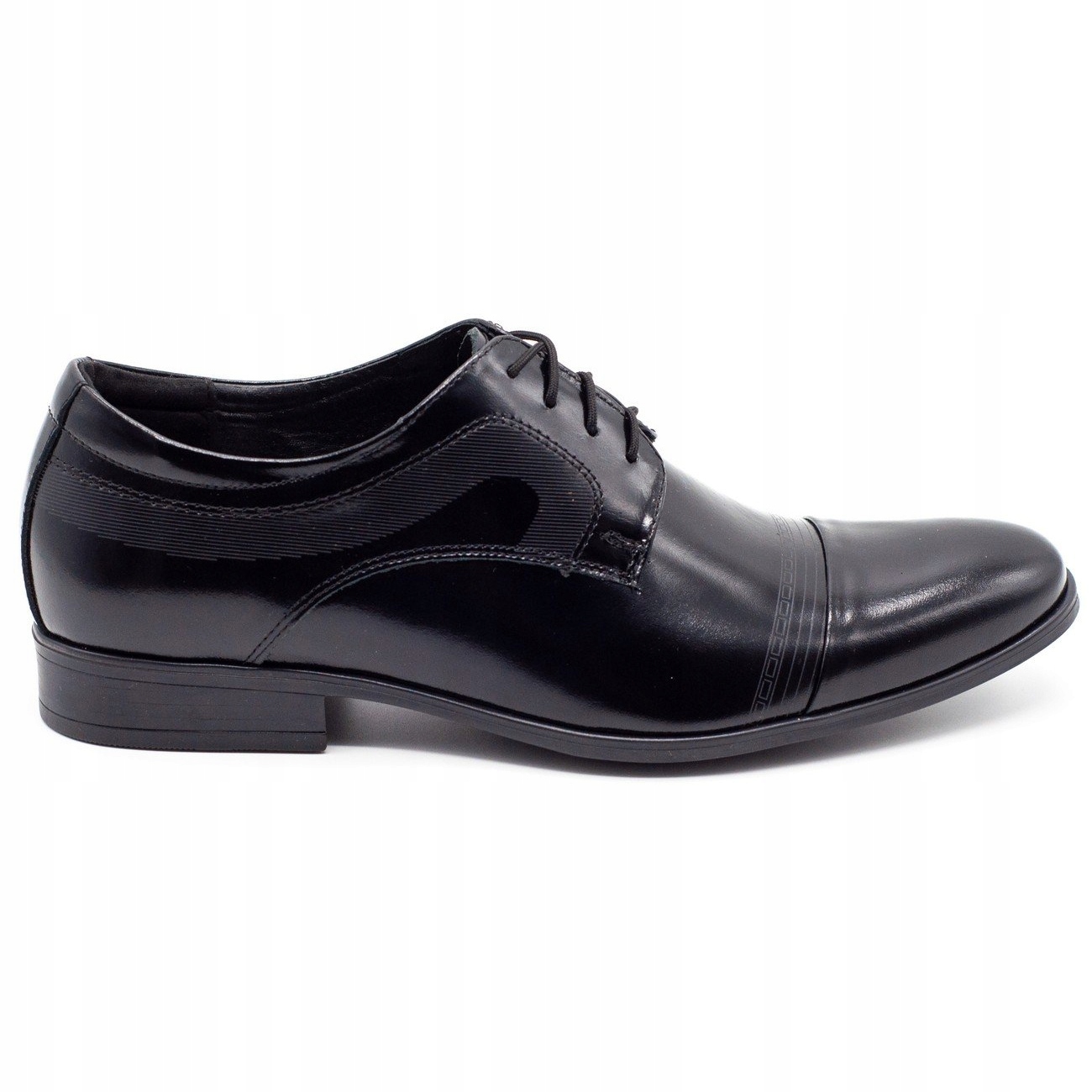 

Czarne Skóra naturalna Buty Półbuty Jr r.40