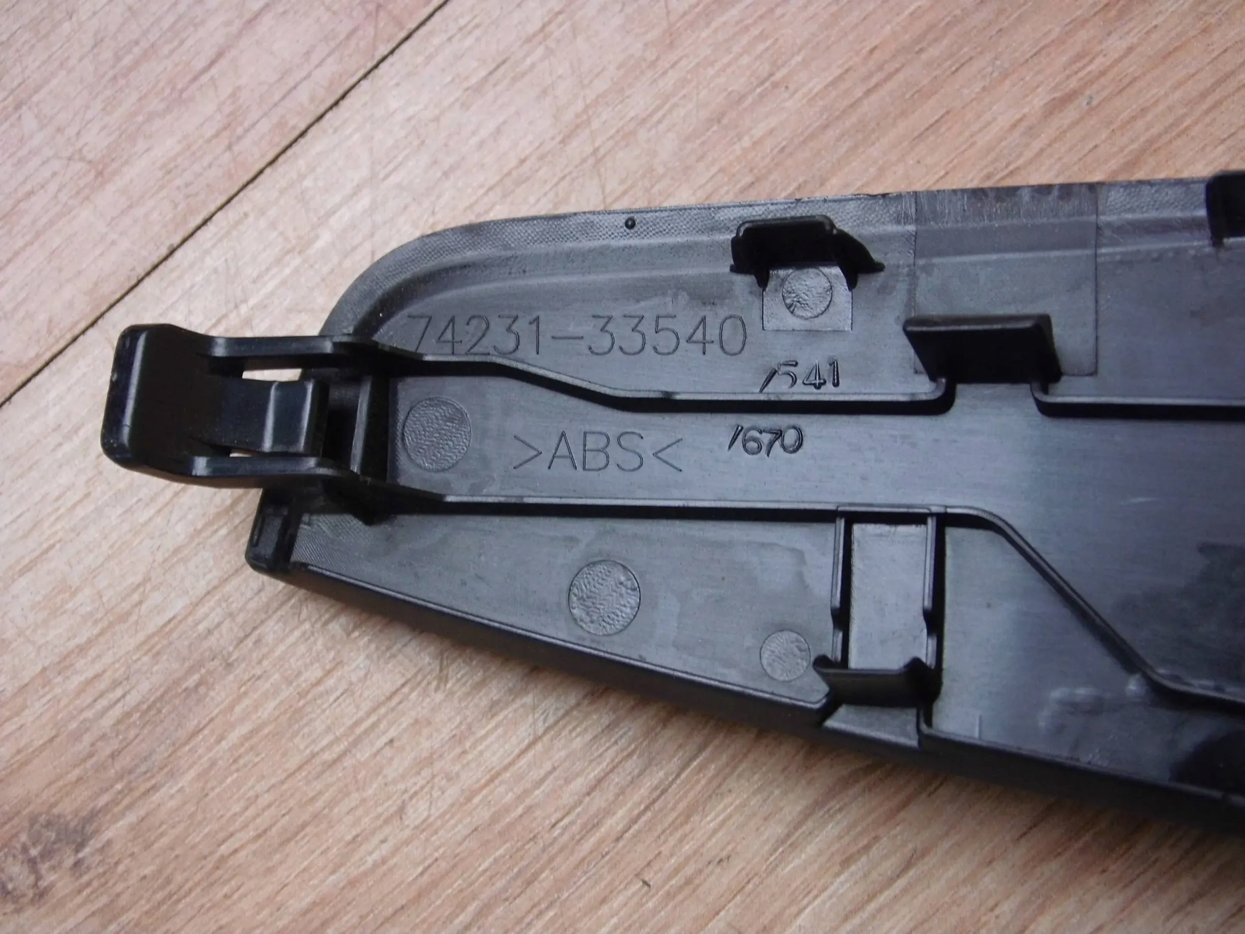 Toyota Camry VIII XV70 panel window control switch right front front AUTO