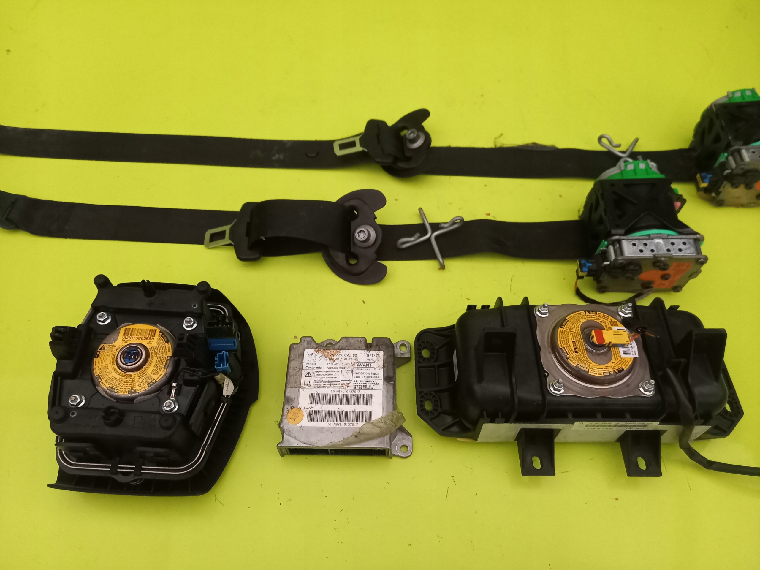 Блок airbag CITROEN C4 II B7 9677909280