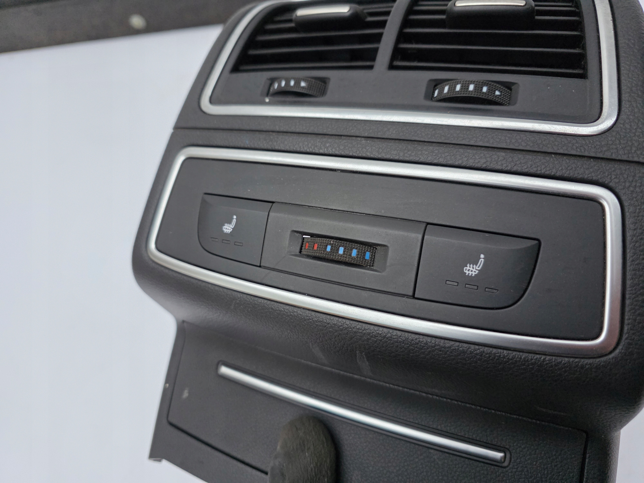 PANEL Bouches buses PODGRZEWANA Siège AUDI A6 C7 4G A7 4G0863351A