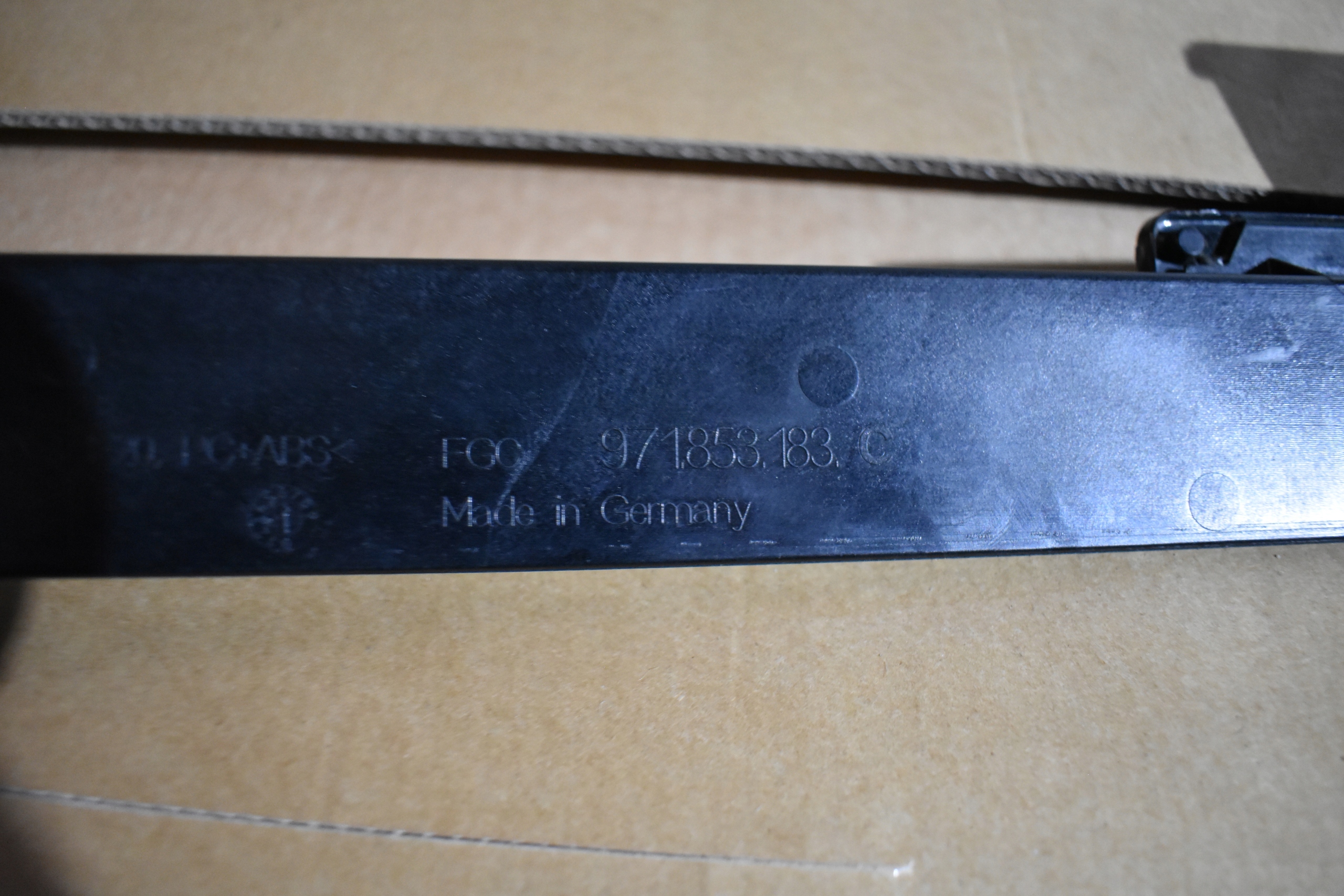 moulding door left front front PORSCHE PANAMERA 971 1