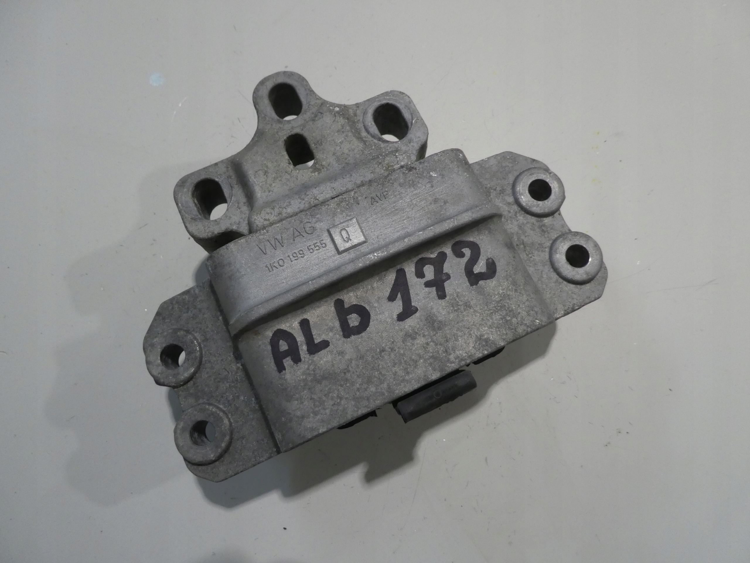holder gearbox mounting 1K0199555Q AUDI VW SEAT