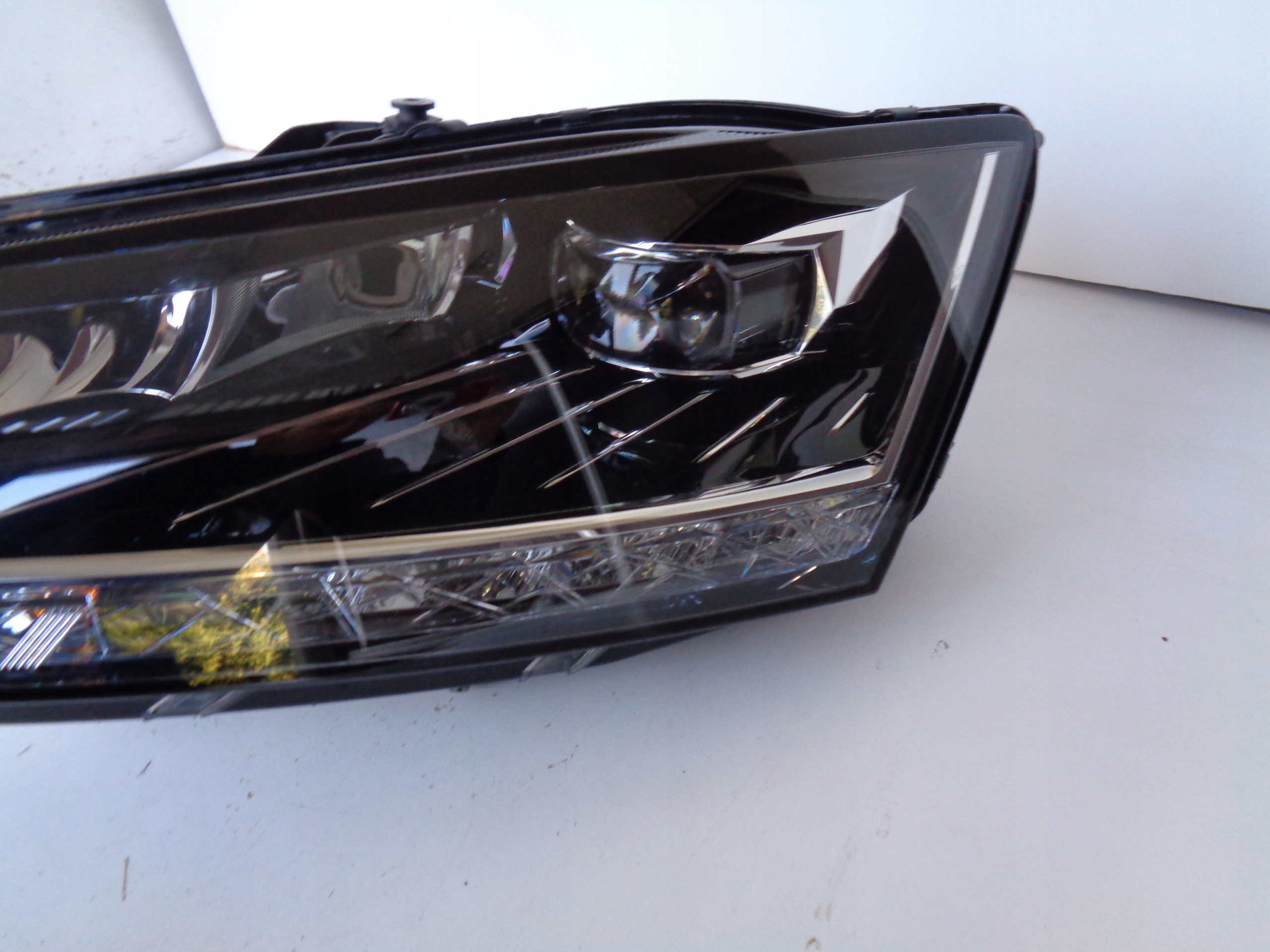 light left REFLEKTOR SKODA FABIA III 3 6V 6V0 18- LIFT FULL LED
