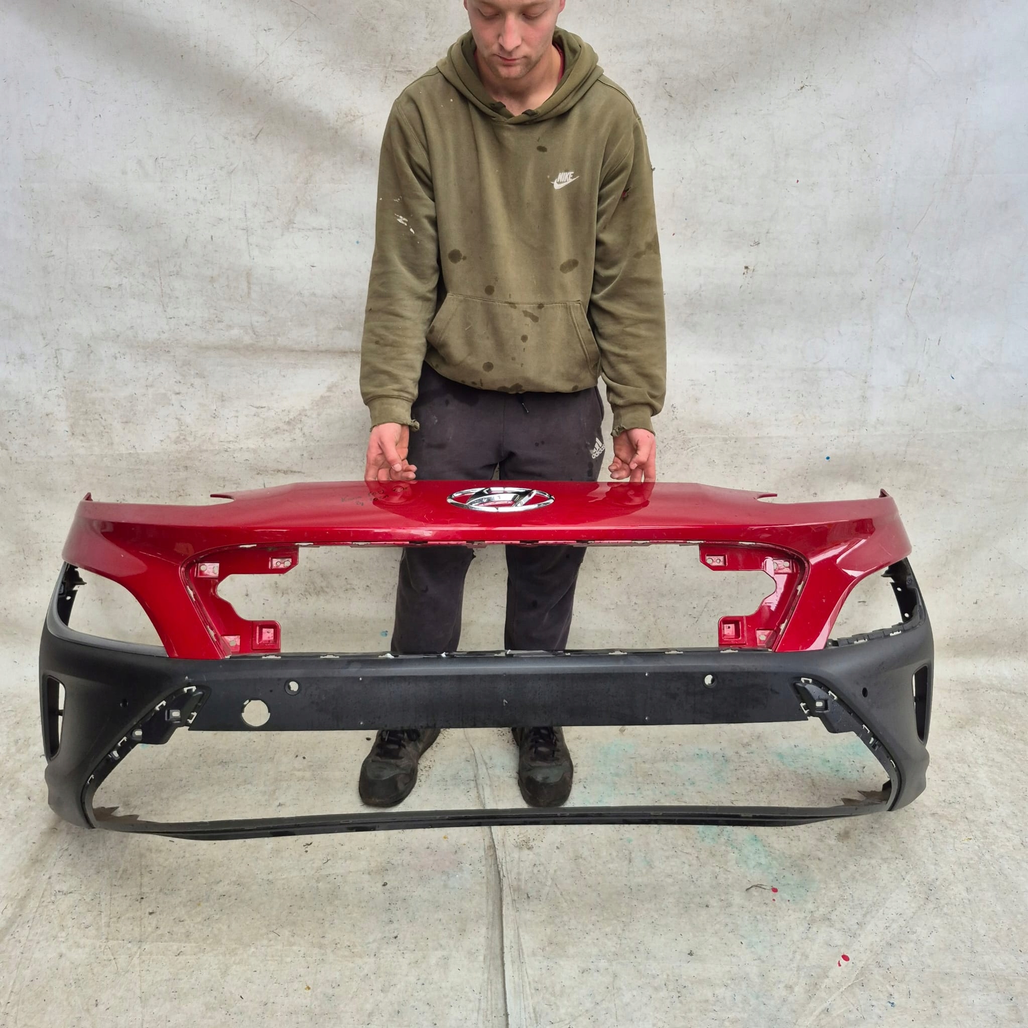 HYUNDAI KONA and 1 LIFT 20-23 bumper front front PDC