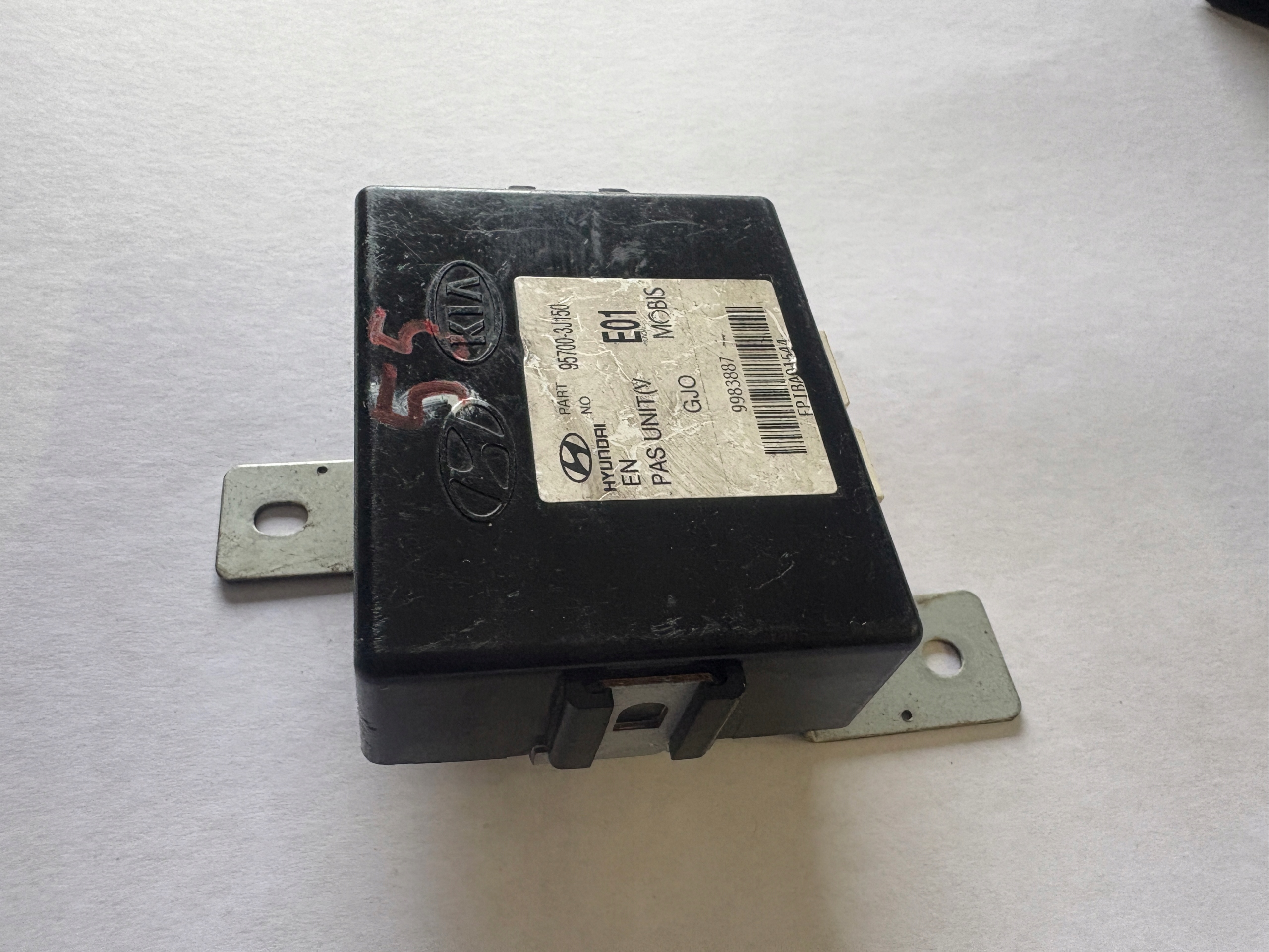 HYUNDAI IX55 control unit module PDC 95700-3j150