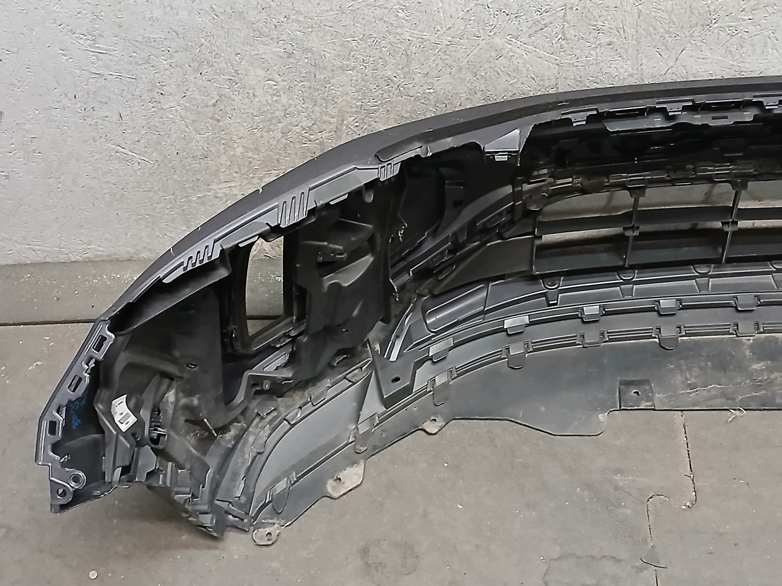 bumper front VW T-ROC T ROC R-LINE R LINE LIFT 2GA 22
