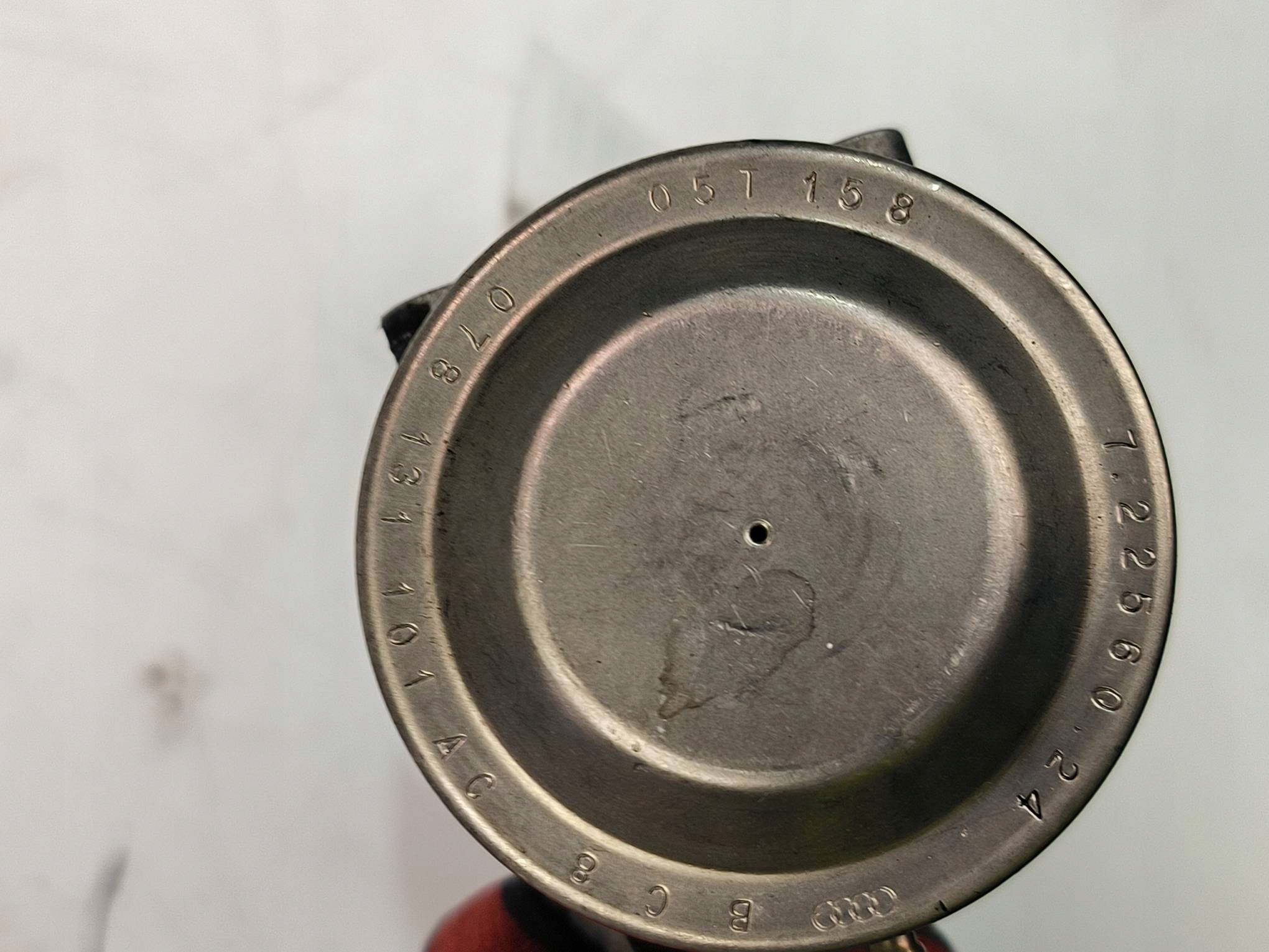 EGR valve 076131165 . AUDI A8 D3
