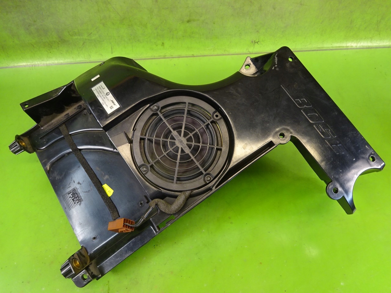 606942920 - Сабвуфер динамик ALFA ROMEO 147 LIFT 05r