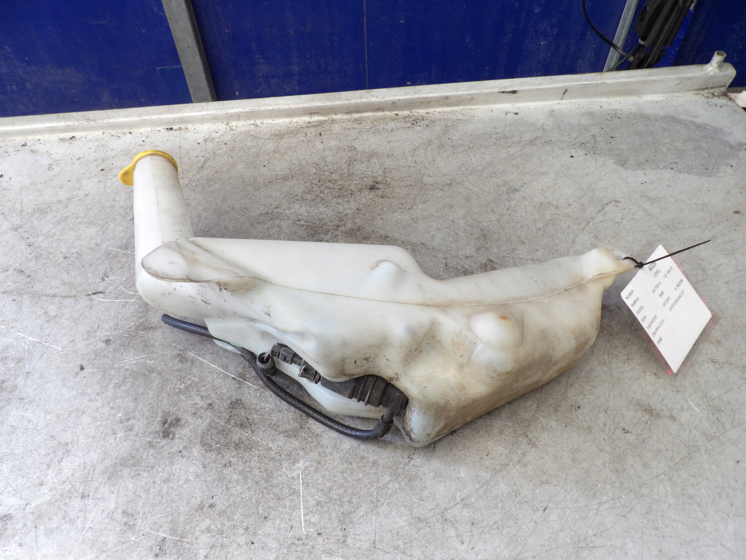 Opel Astra G II tank washers 1,6B