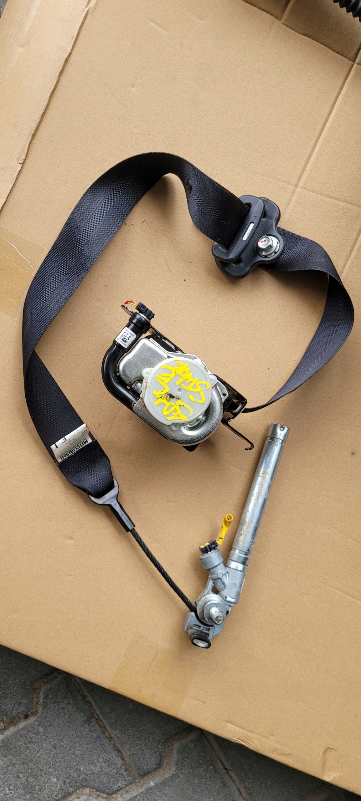 PAS NAPINACZ Z DOPINACZEM PRAWY MITSUBISHI SPACE STAR II ORYGINAŁ DEMONTAŻ