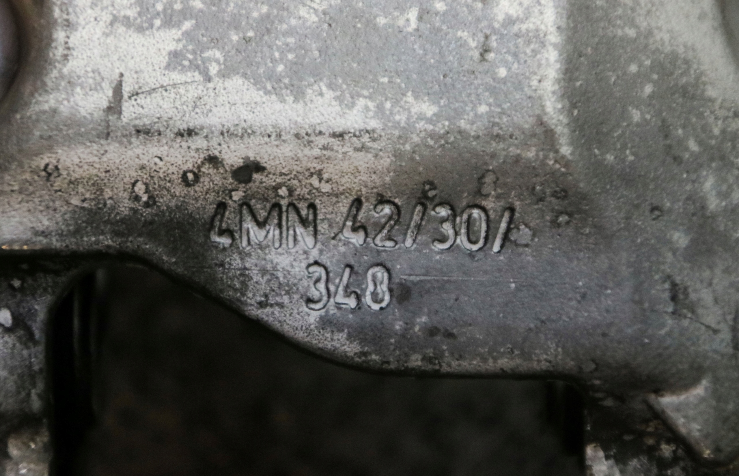 BMW G30 G31 caliper brake right front 6885840 42/30/348 9071 km !!!