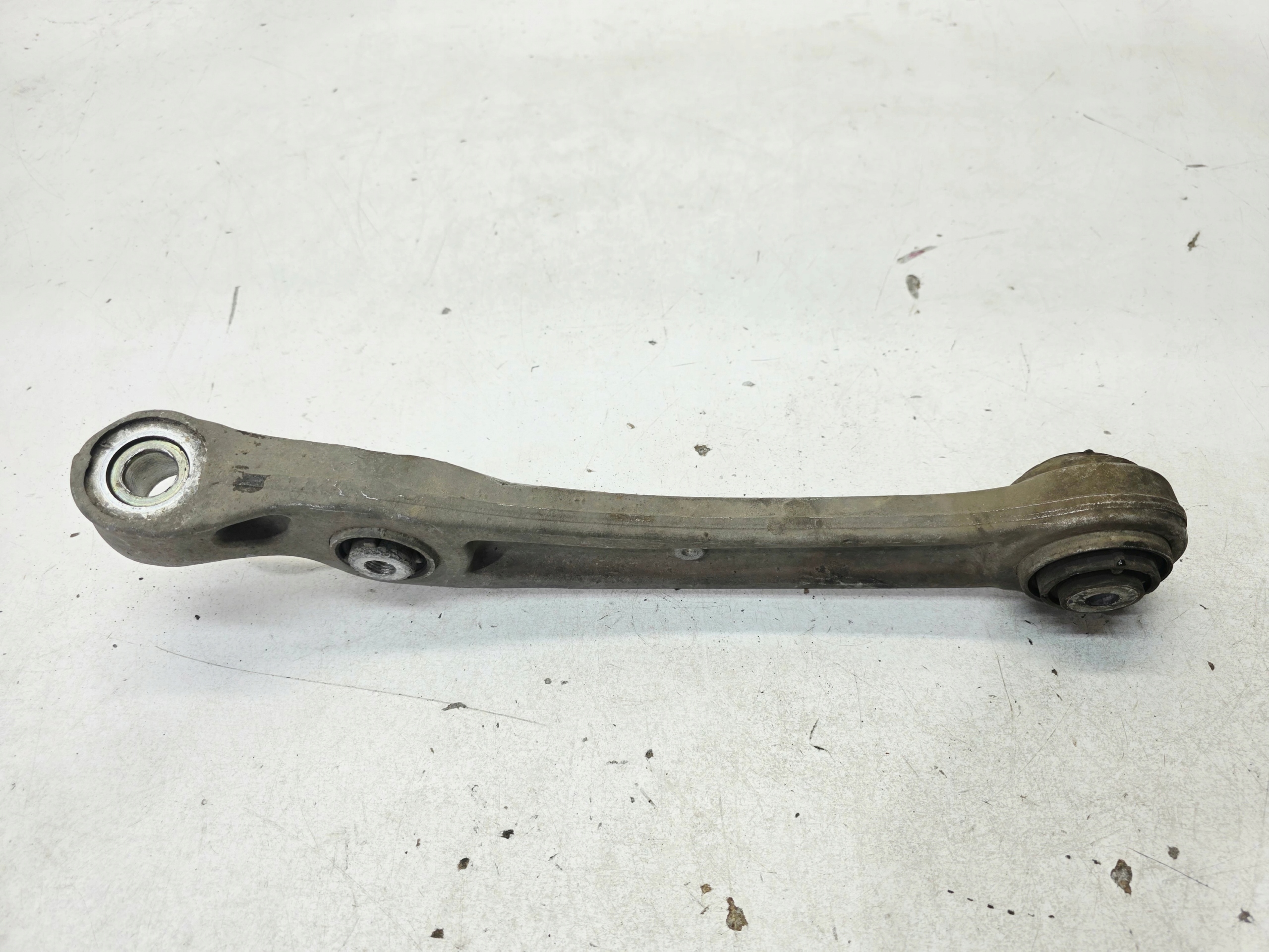 arm NOSNY PROSTY left front AUDI A6 C8 A7 Q7 4M0407155D