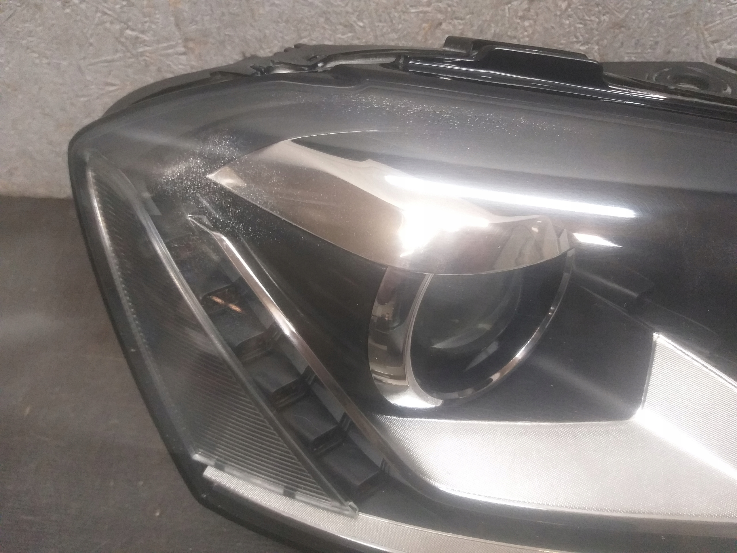 light front right VW PASSAT B7 XENON positioning 3AB941752