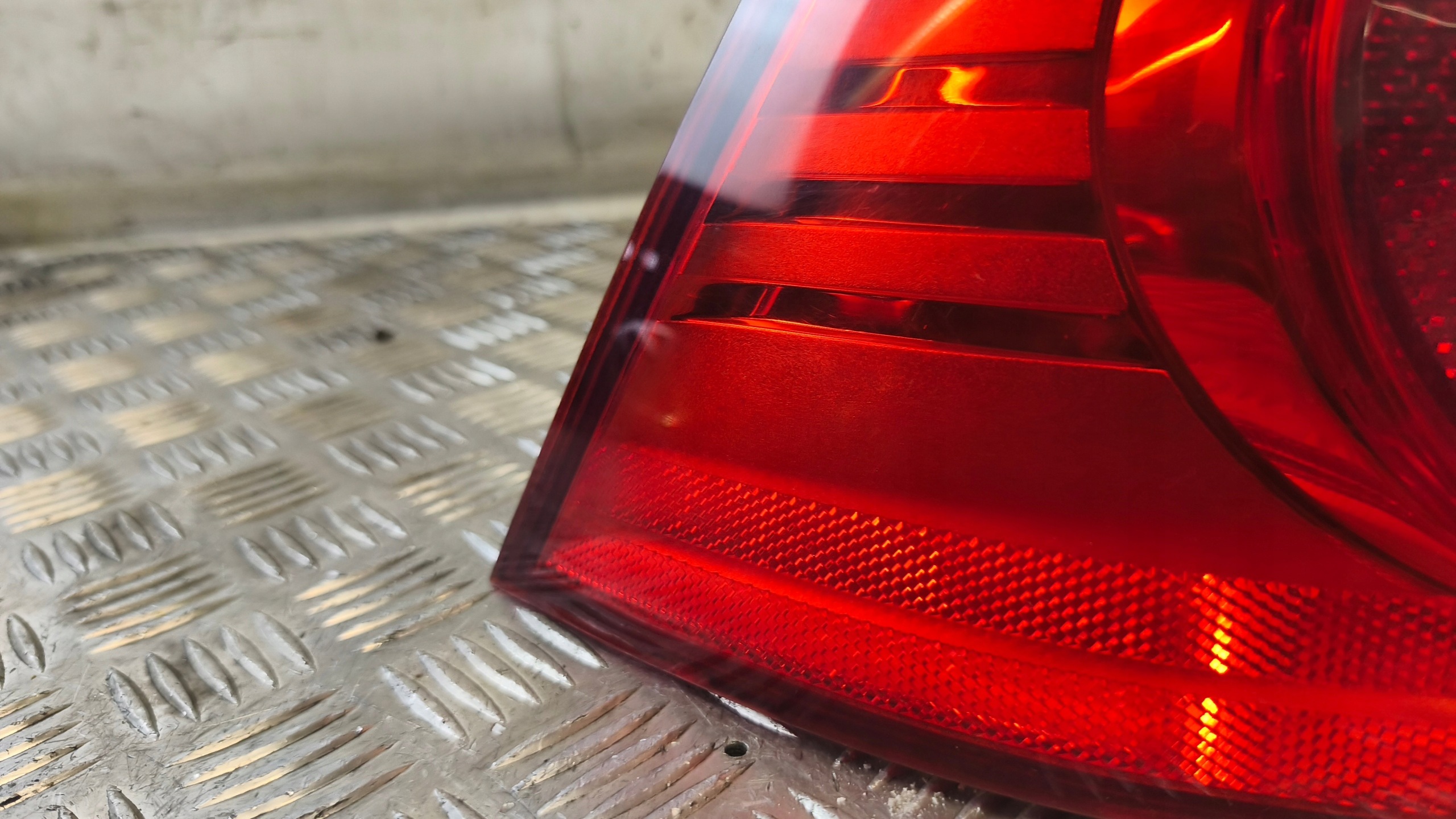 light left rear part VW GOLF V 2005r