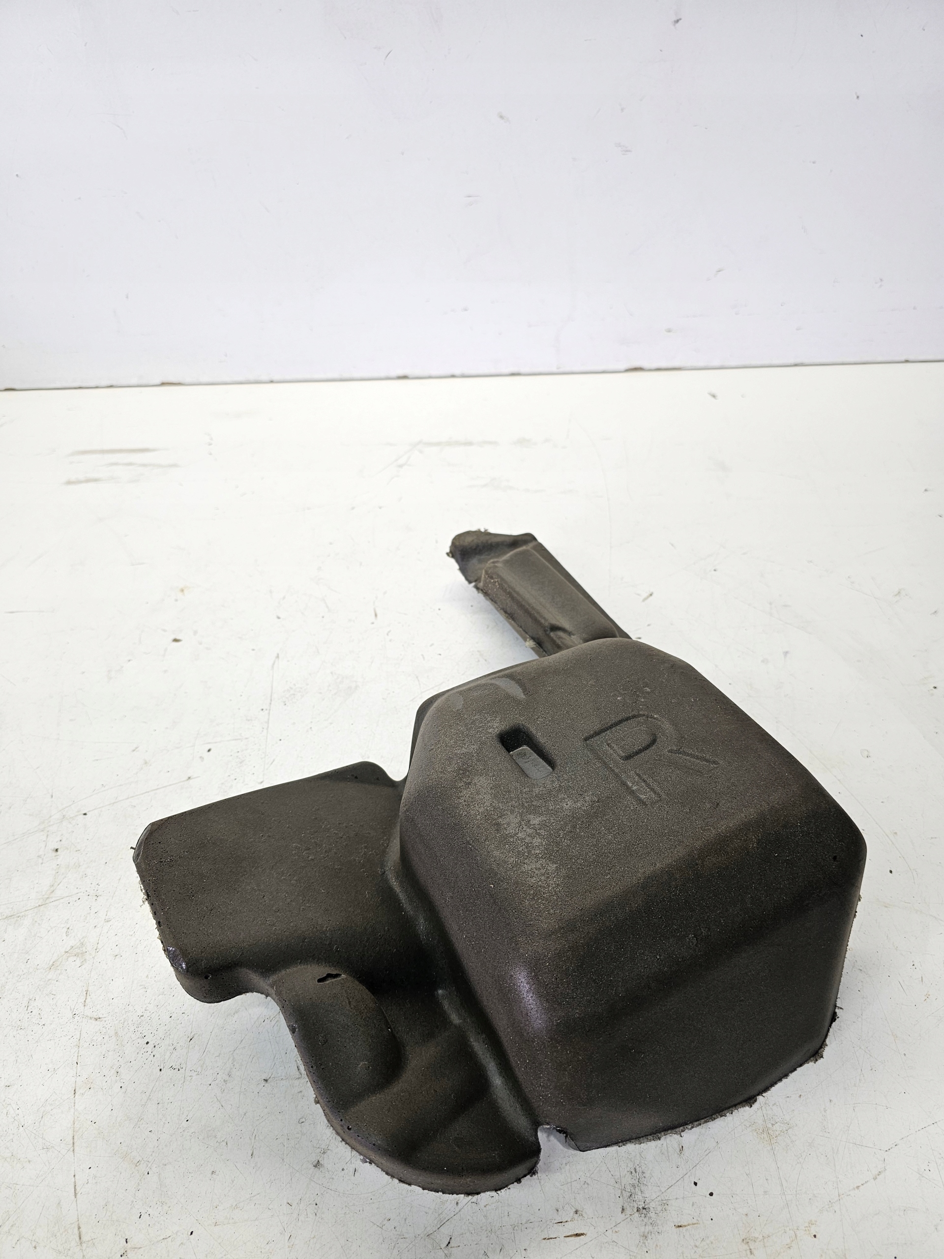 Insonorisation Aile Droit AUDI A4 B9 Berline 8W5864786C