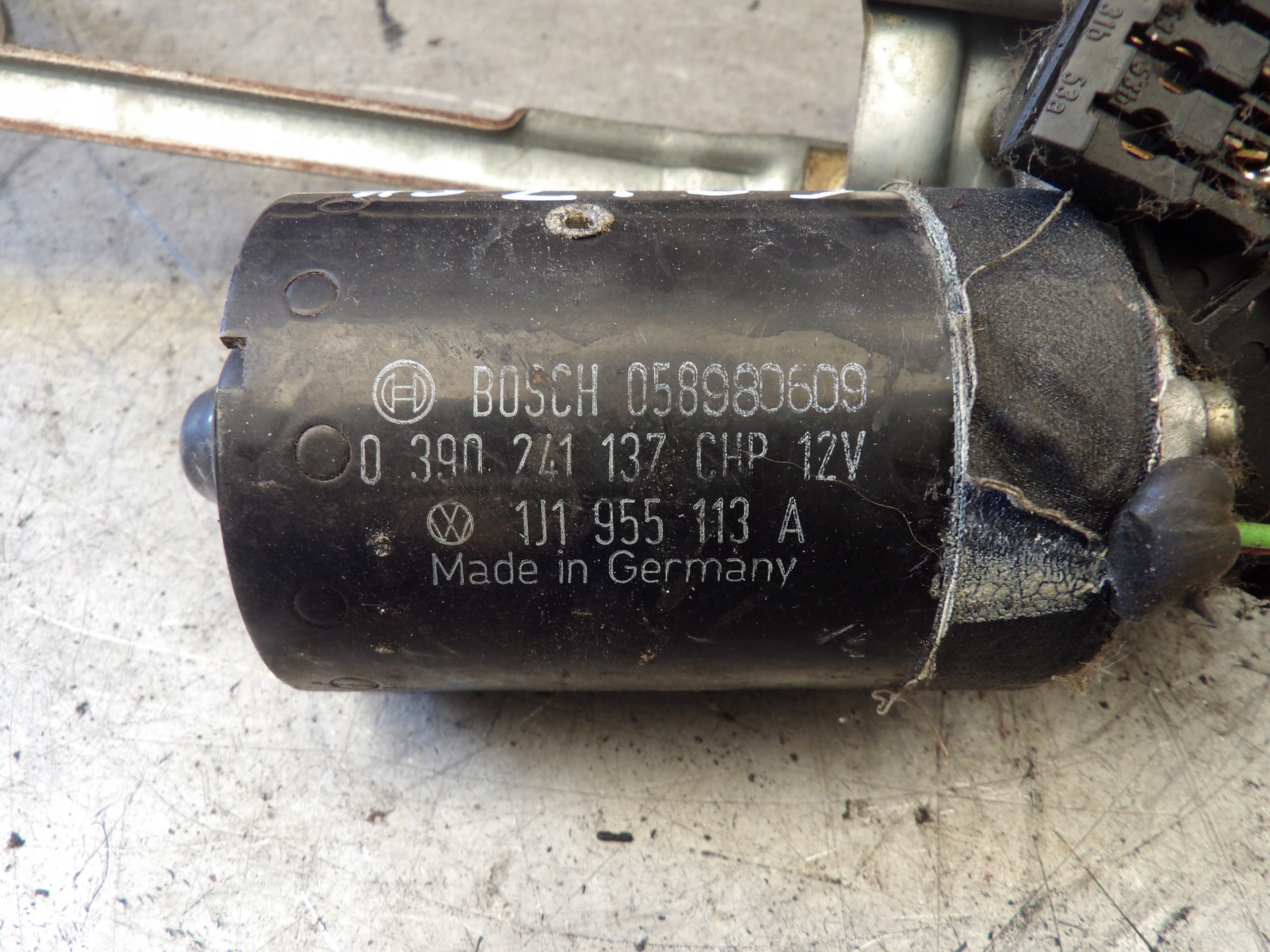 wiper mechanism front VW Golf IV 1J1955113A