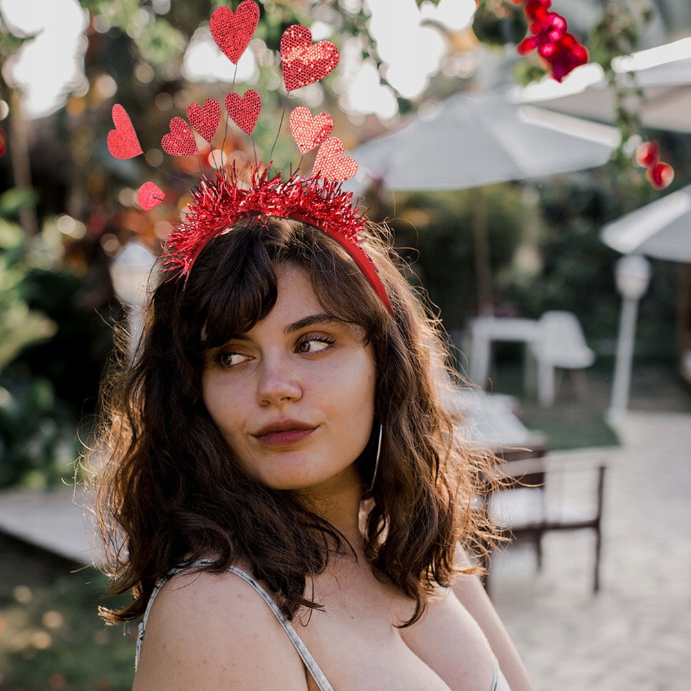 ZESTAW OPASKA I OKULARY WALENTYNKOWE: SERCE W STYLU ŚWIĘTA Rodzaj inny