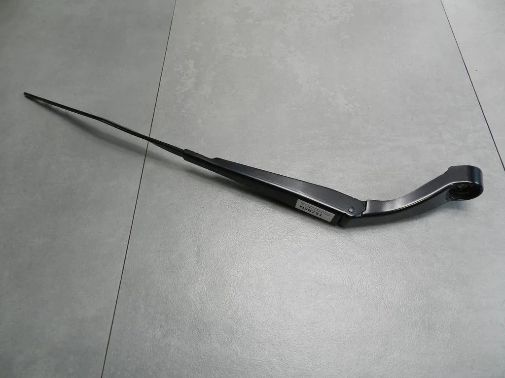 Audi S3 A3 8Y wiper arm left 8Y1955407