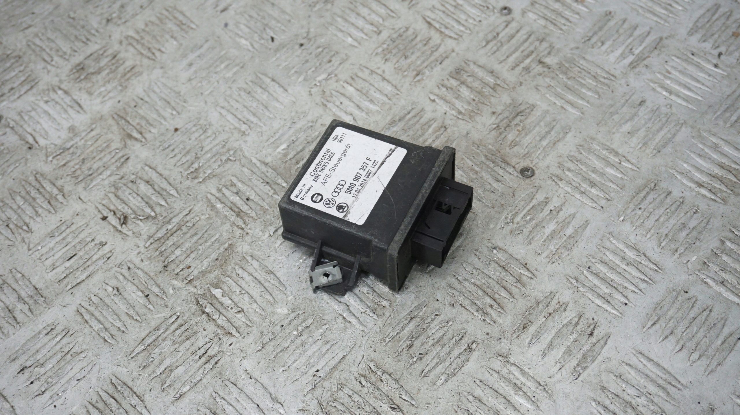 VW PASSAT B7 MODUŁ SETROWNIK ŚWIATEŁ 7P6907357