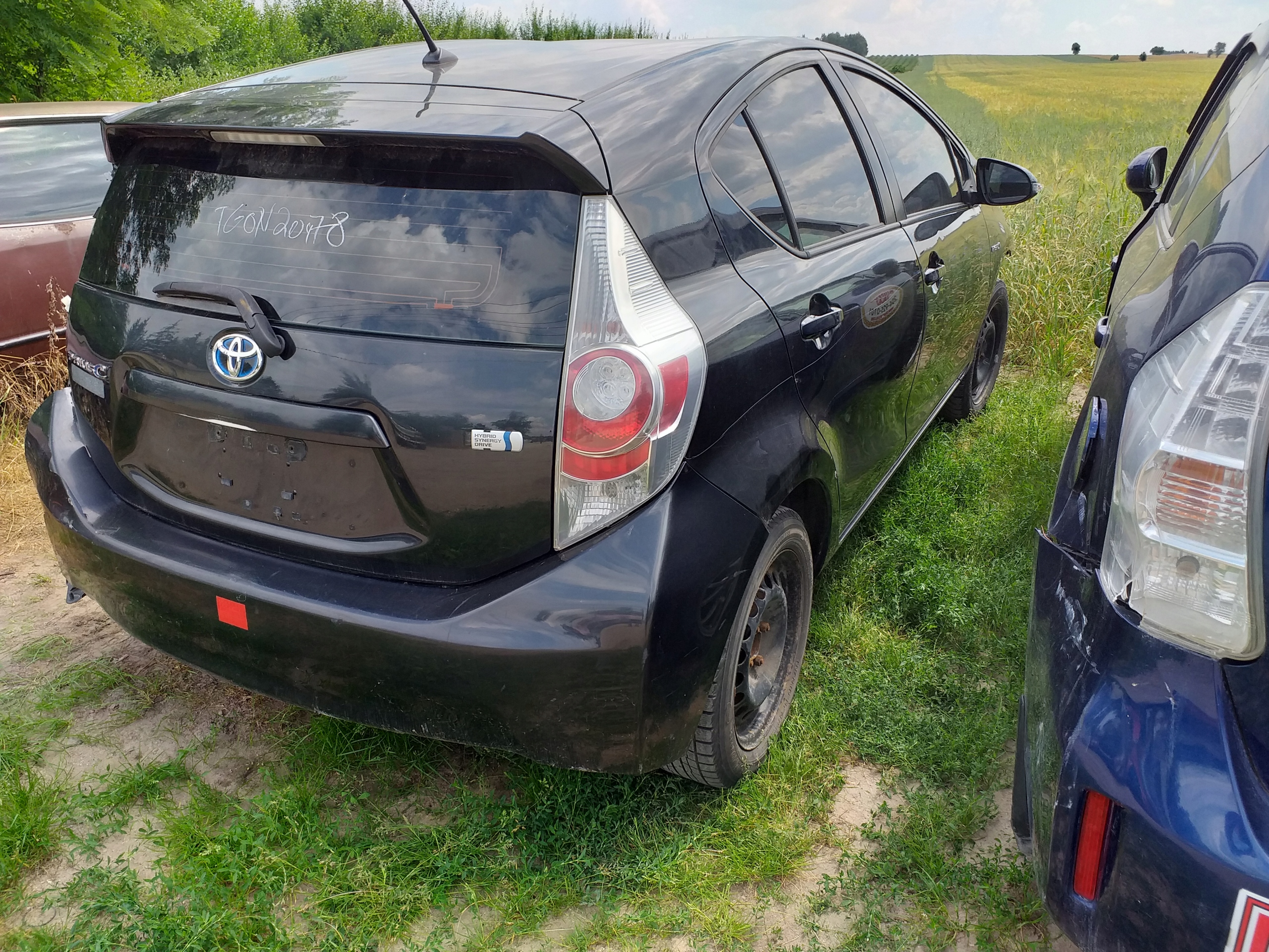 TOYOTA PRIUS C AQUA КРЕПЛЕНИЕ БЛЯХА FALOWNIKA фото 5