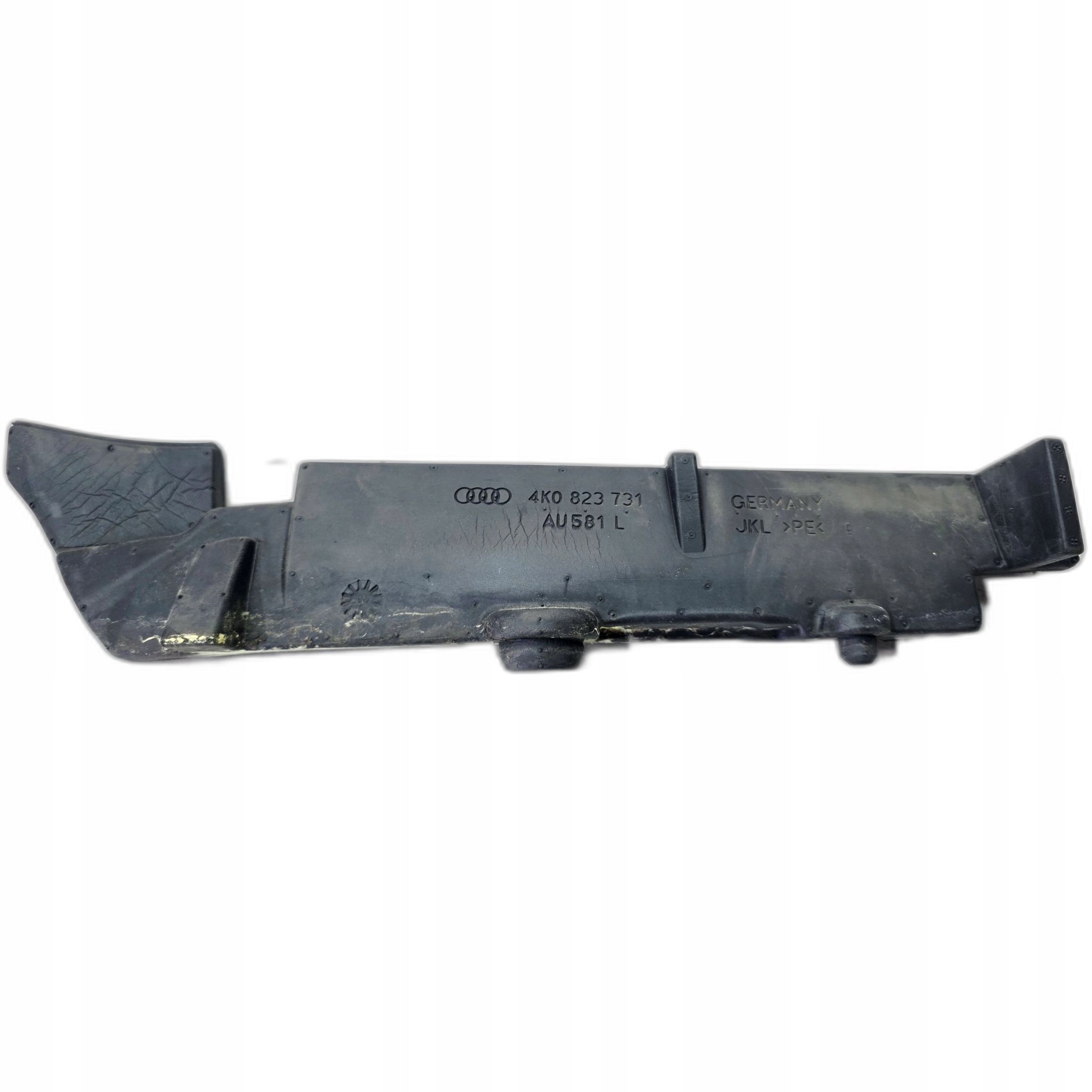 kryt PIANKA blatníku levá AUDI A6 C8 4K0823731