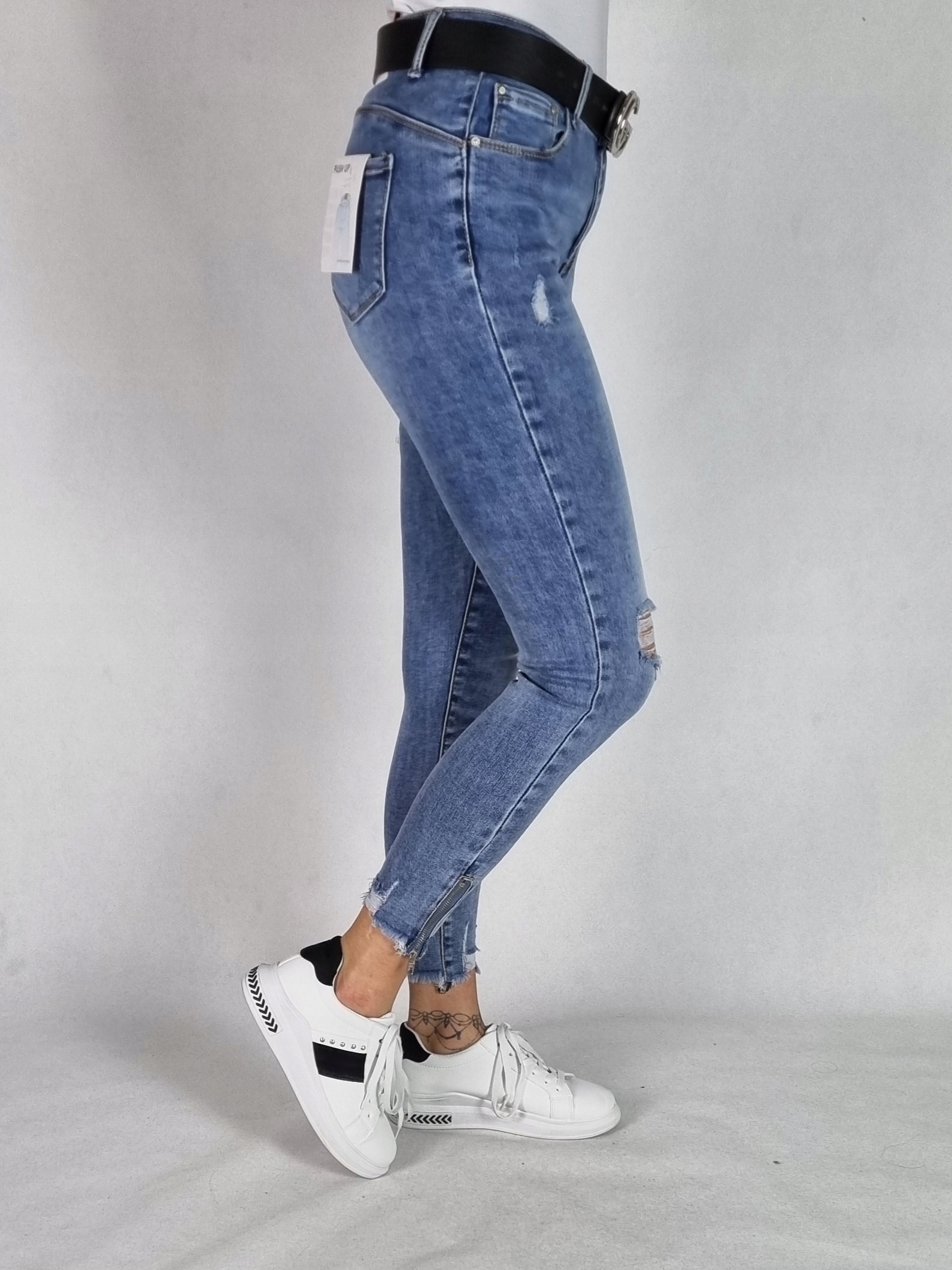 M.SARA SPODNIE JEANS 7/8 Z DZIURAMI I ZAMKIEM 26 Kolor niebieski