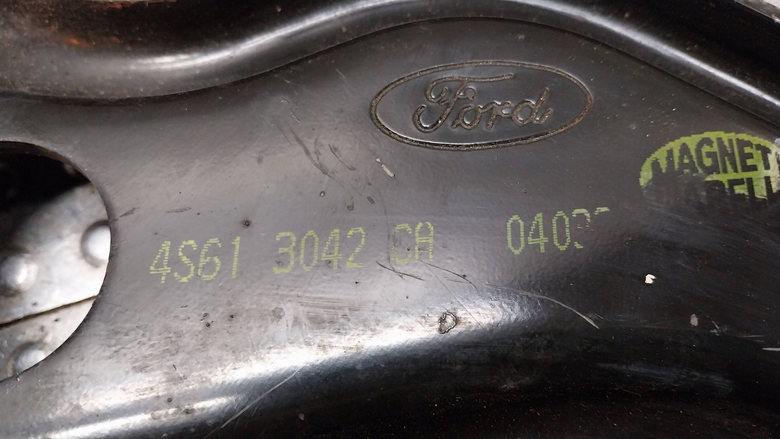 arm right front 4S61-3042-CA FORD FIESTA MK4