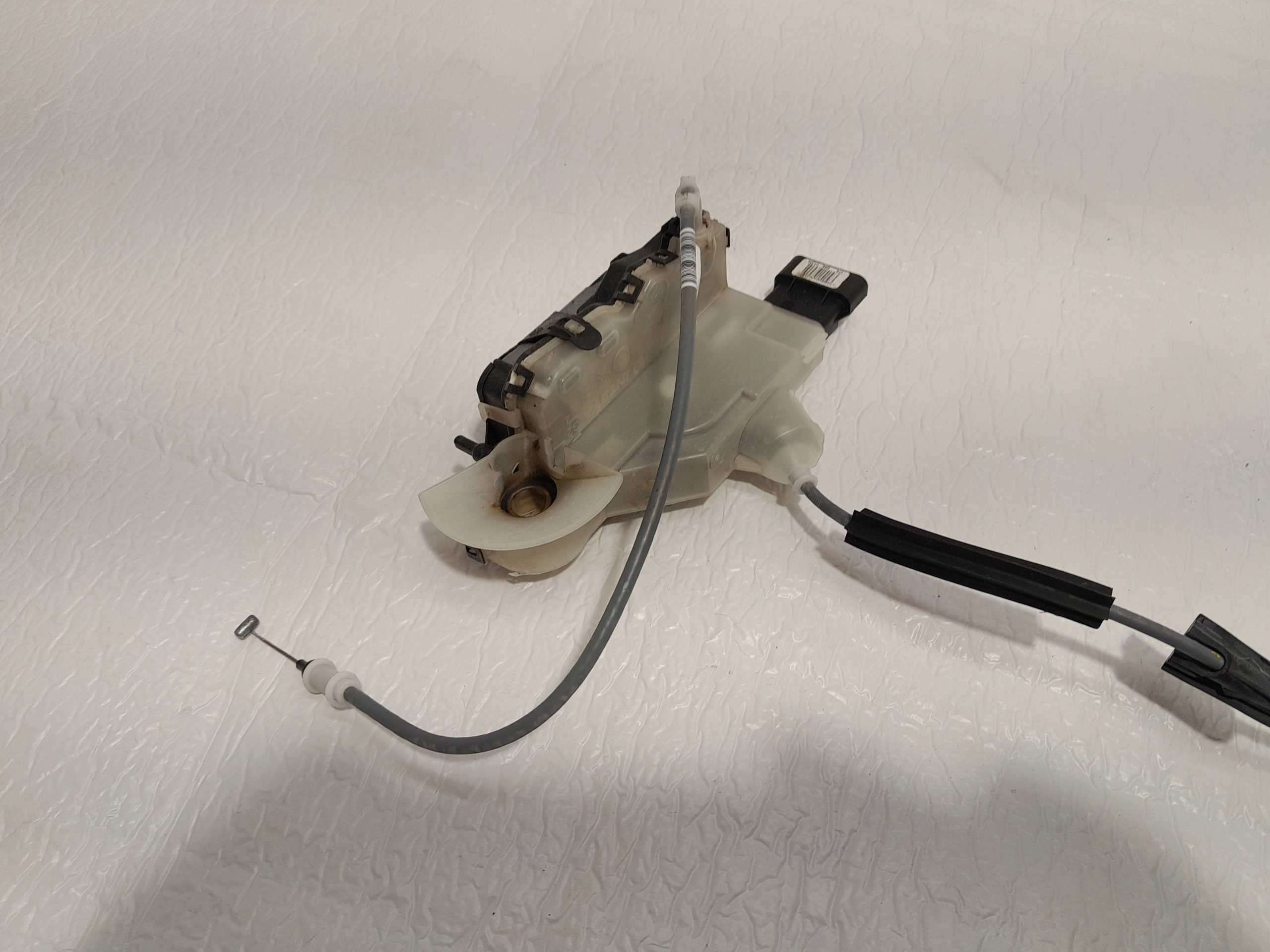 PEUGEOT 208 II lock door left front PSA444122