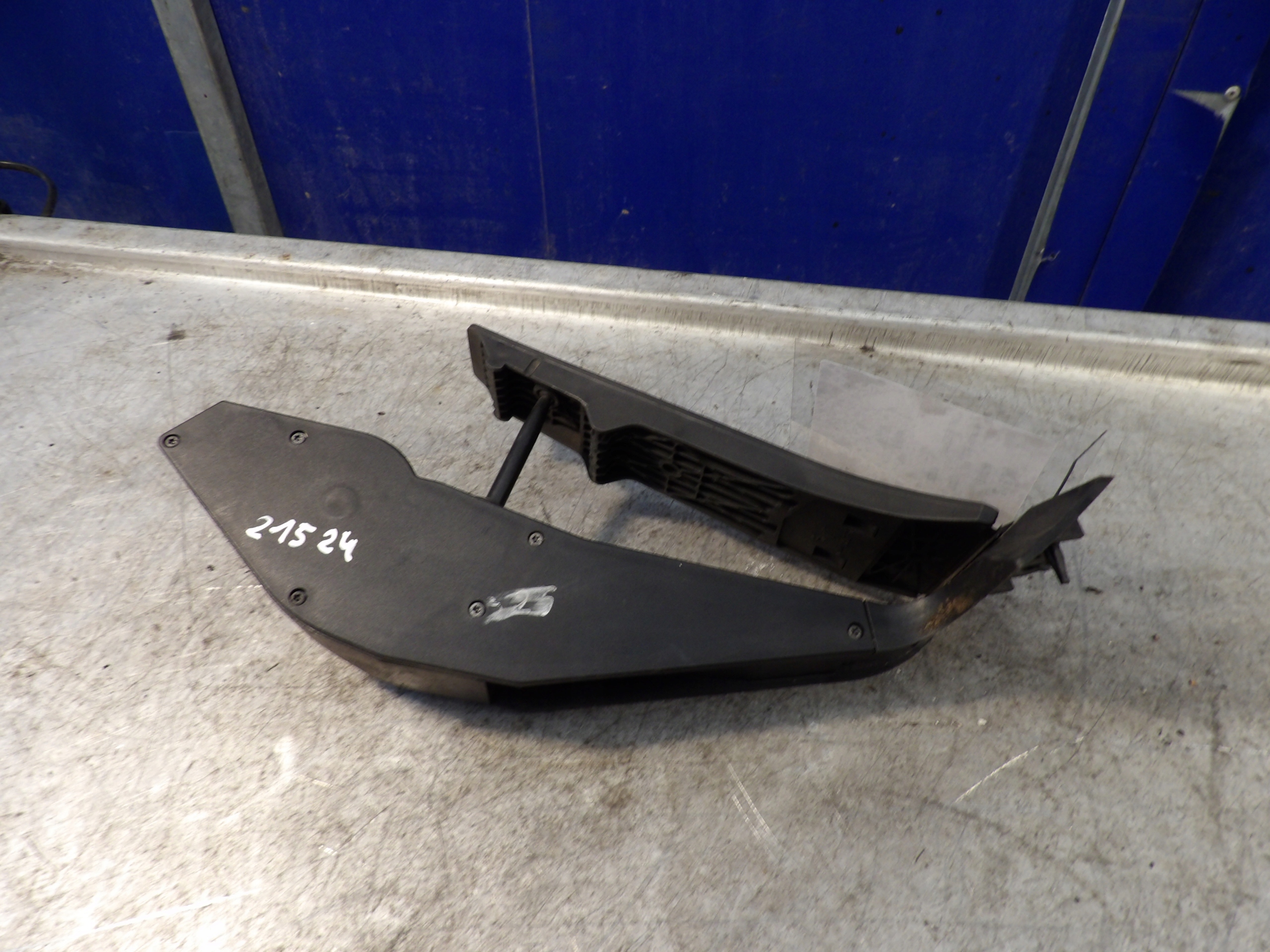 BMW 7 E65 electrical accelerator pedal 35406752614-07 259160-10